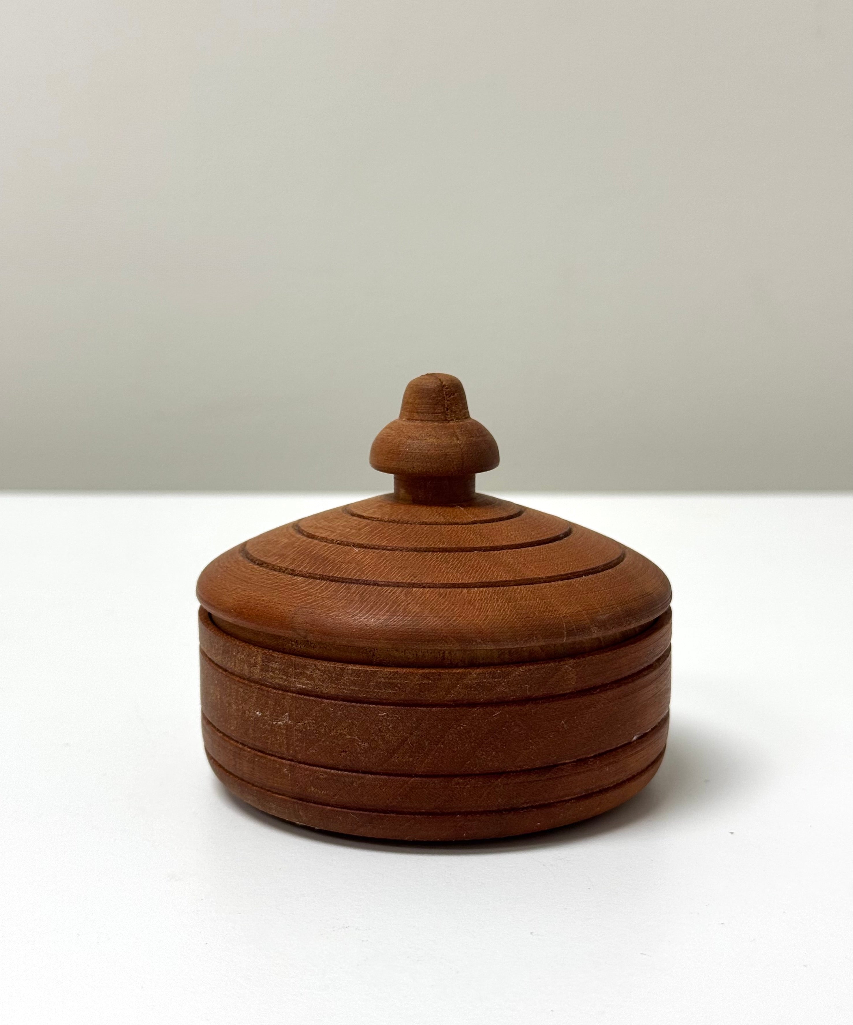 Wooden 3-1/2" Lidded Bowl