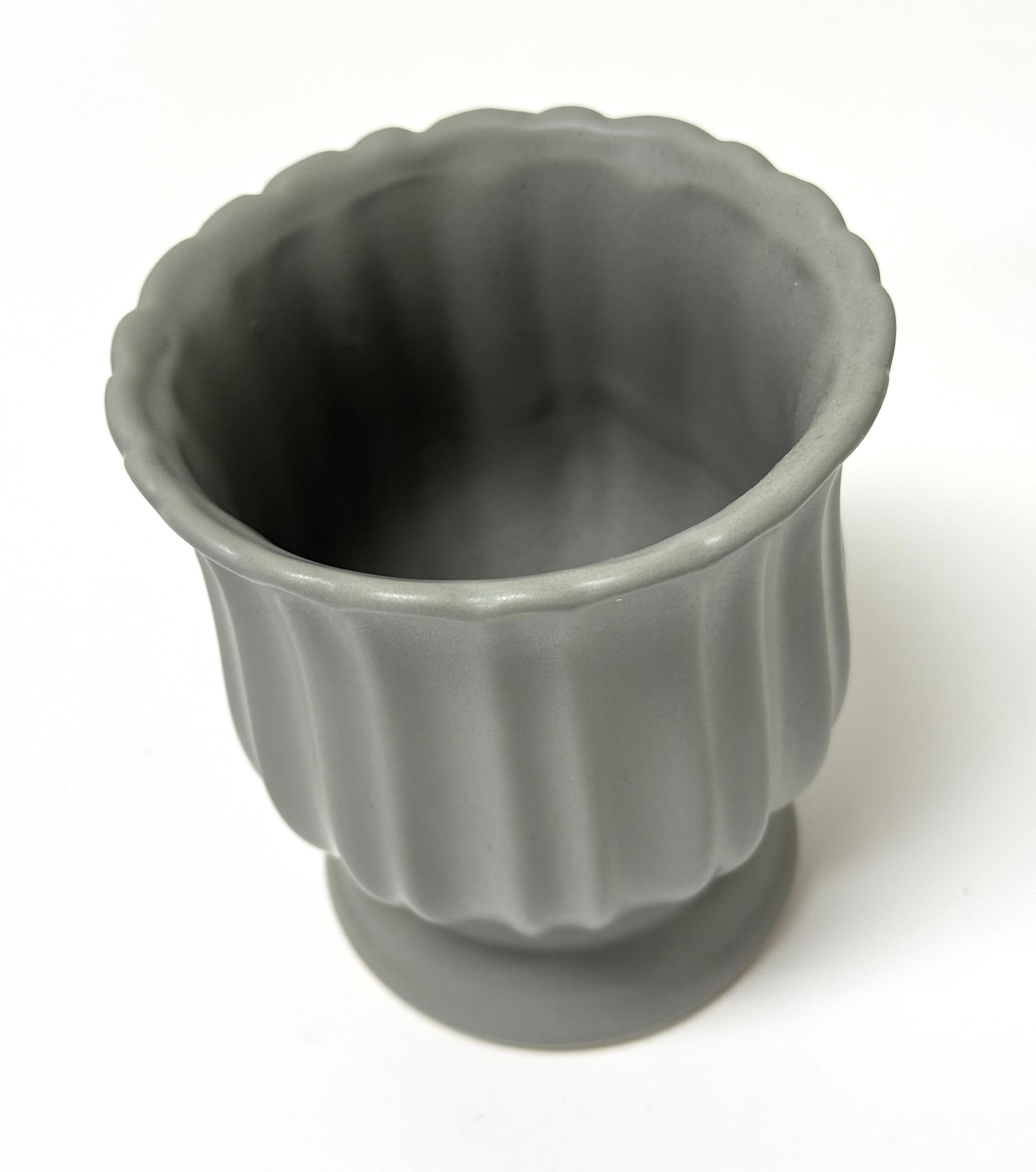 Gray 5" Tulip Planter