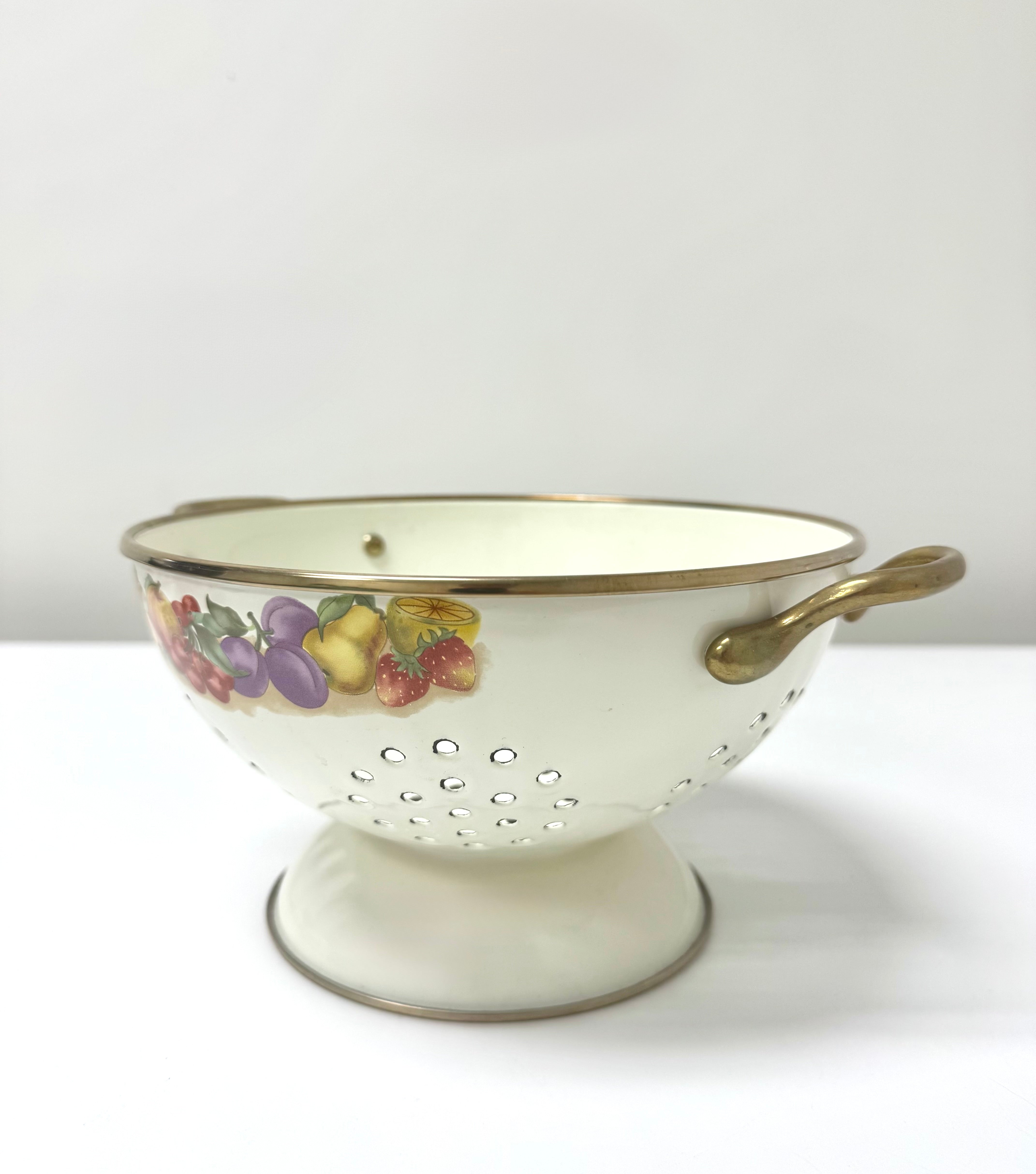 Vintage 'Orchard Royale' Colander