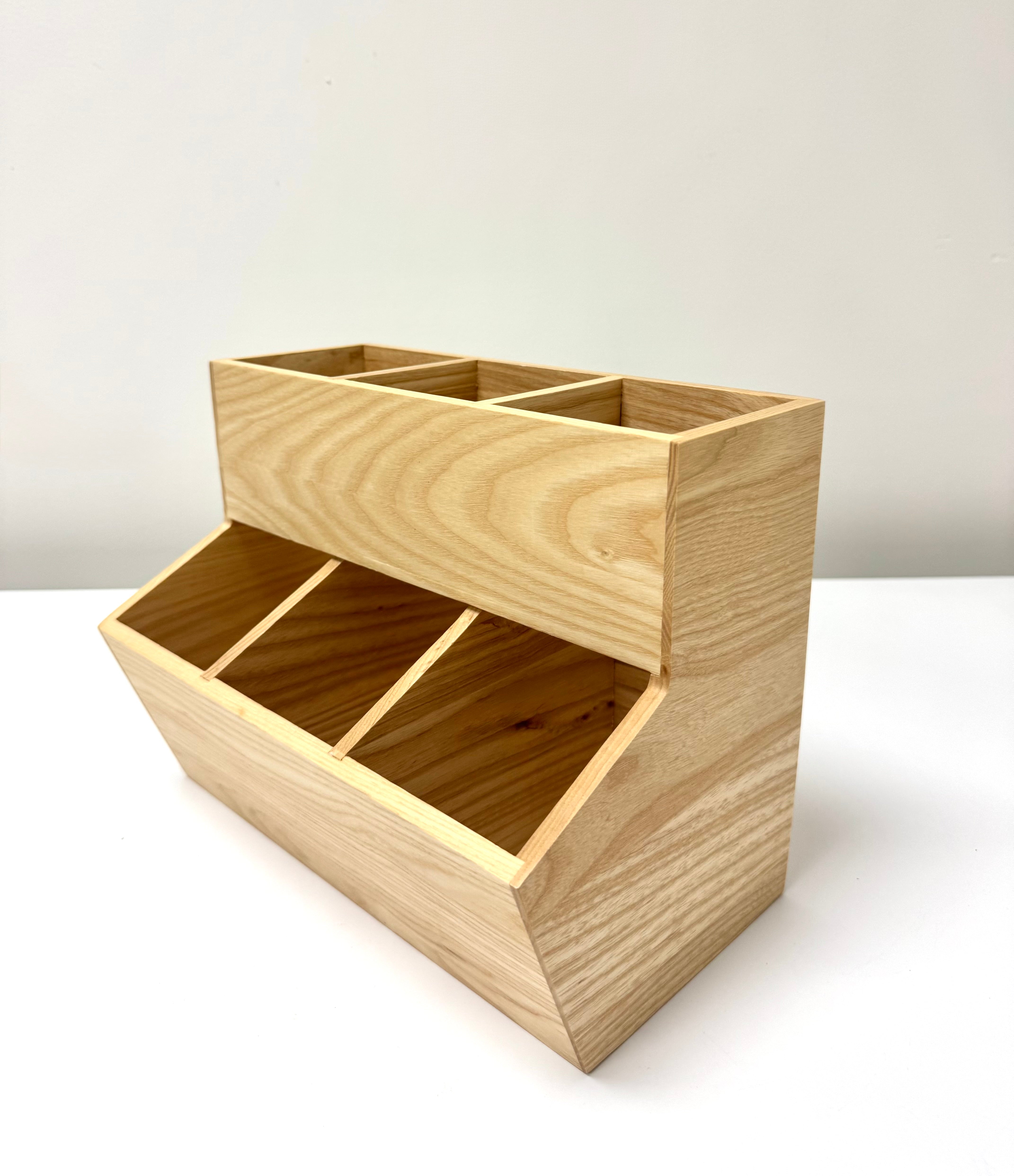 WILLIAMS SONOMA Pine Organizer