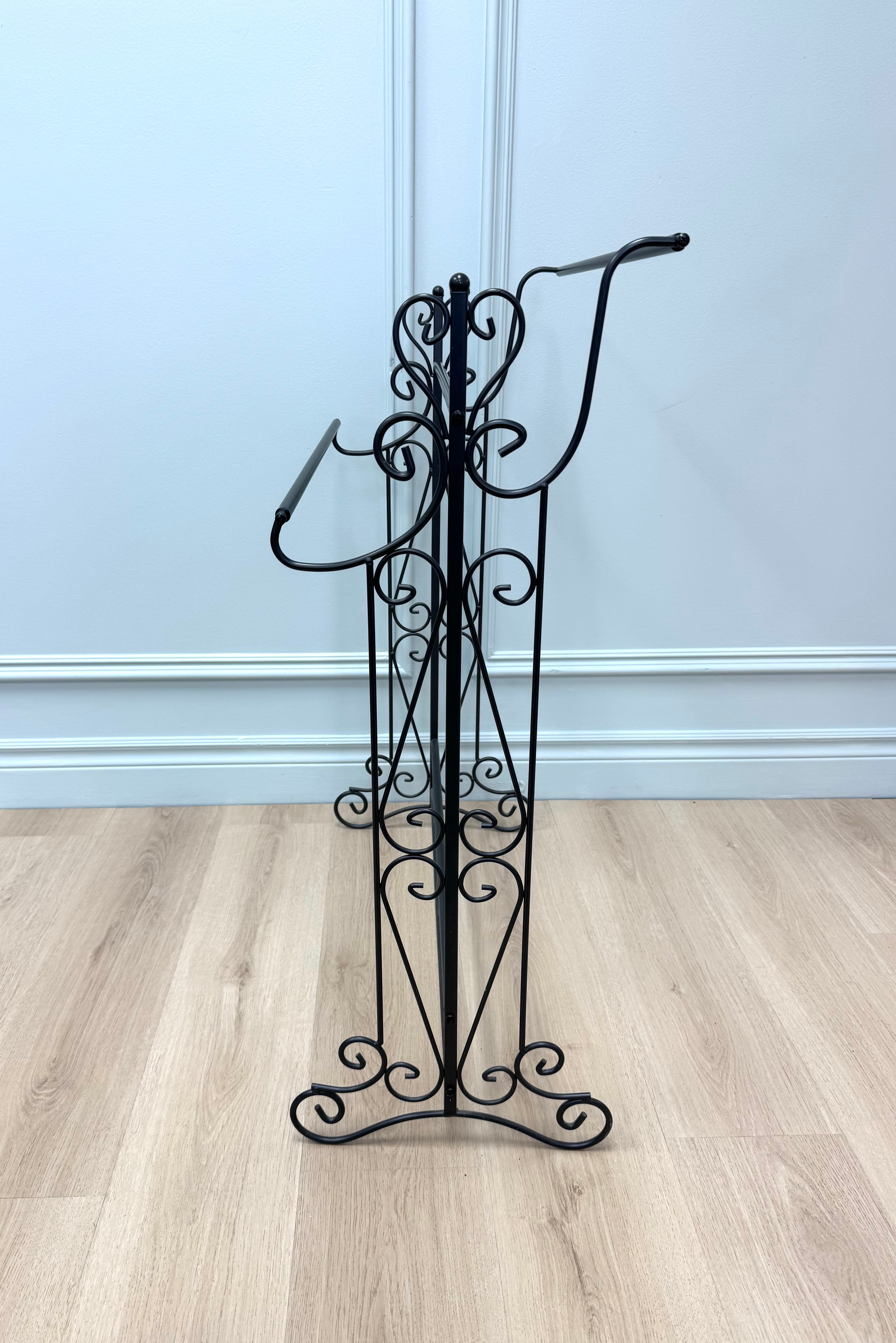 Charcoal Gray Metal Towel/Blanket Stand