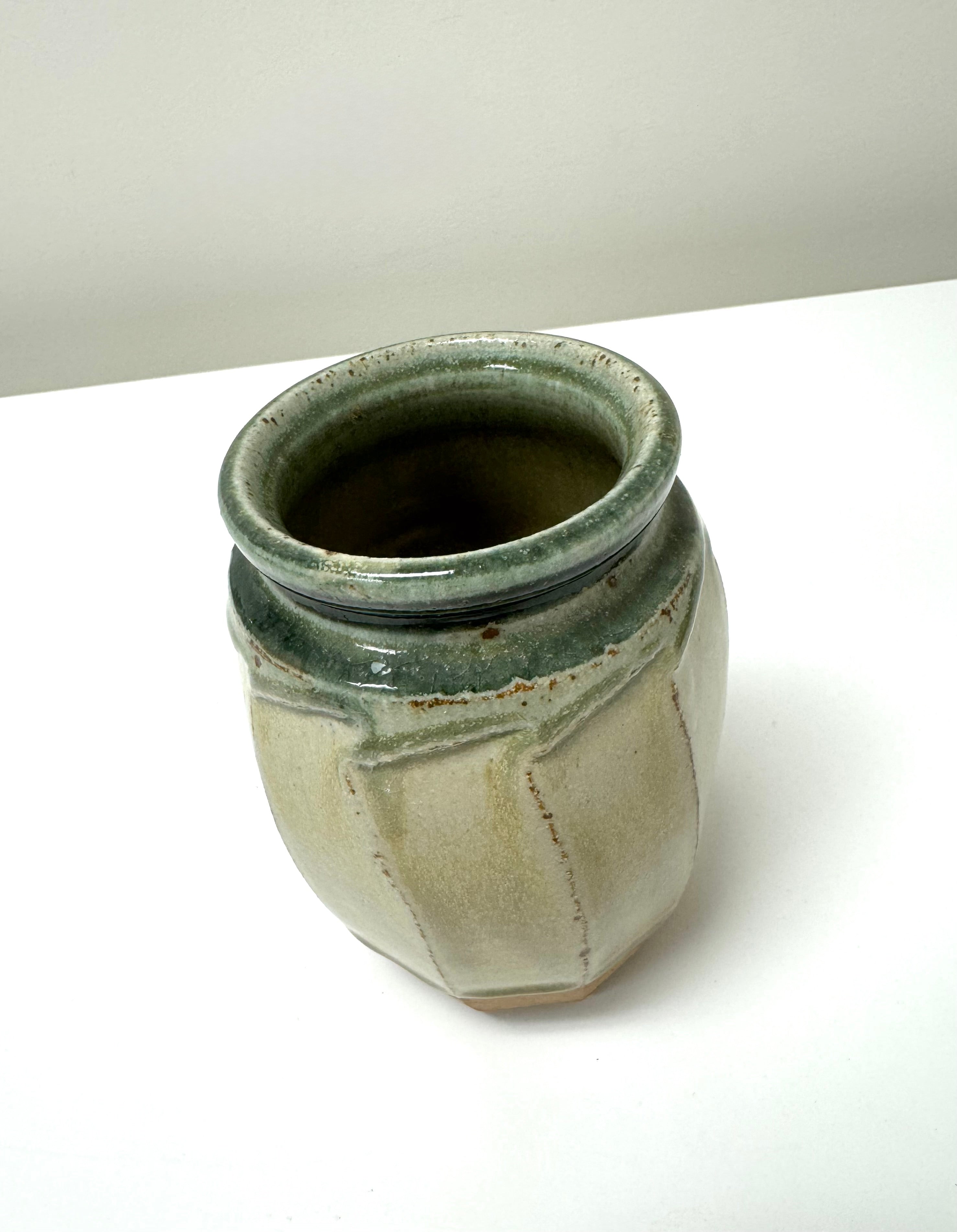 Vintage RICHARD BATTERHAM Lily Jar