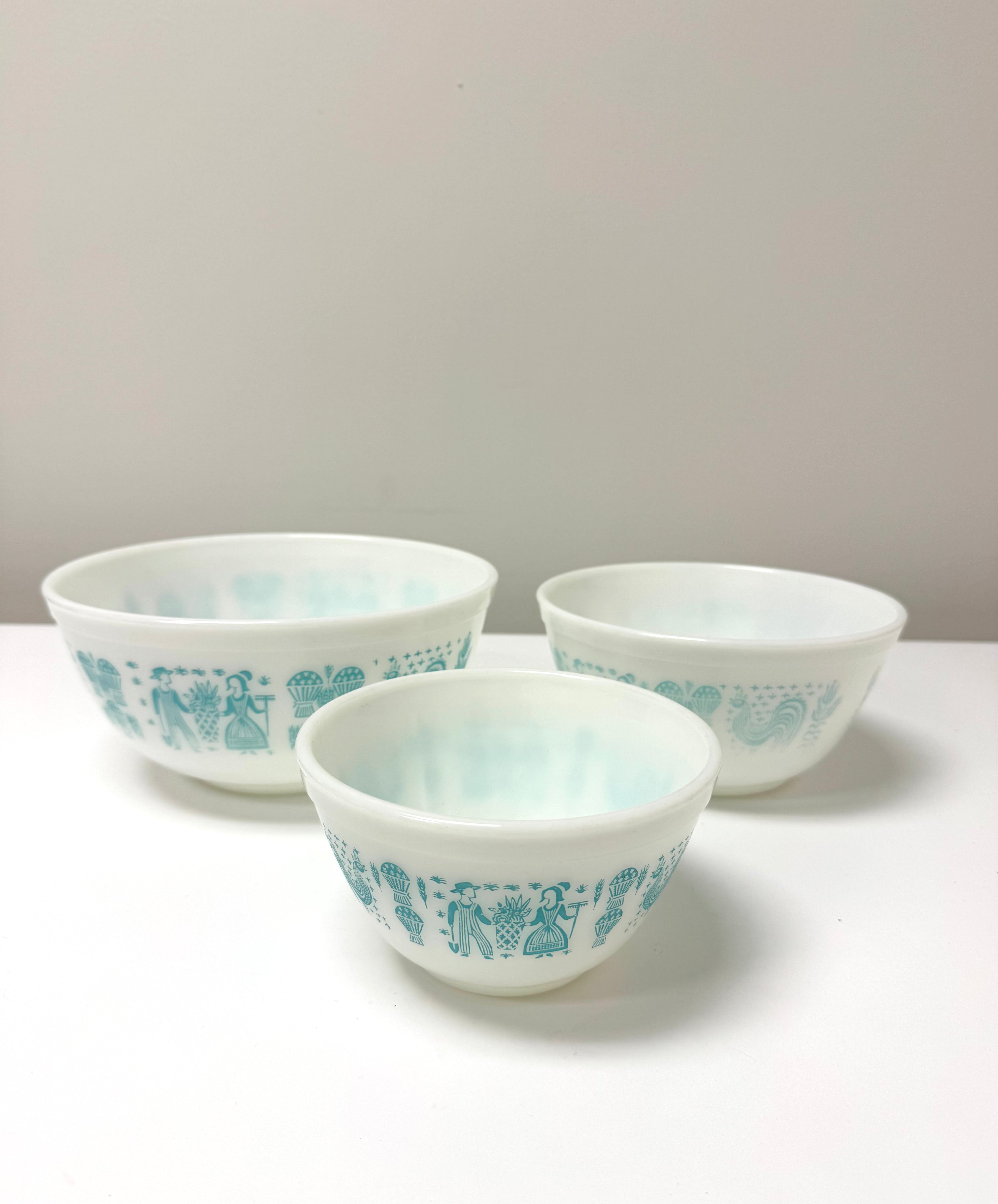 Vintage PYREX Amish Butterprint Mixing Bowls Set of 3