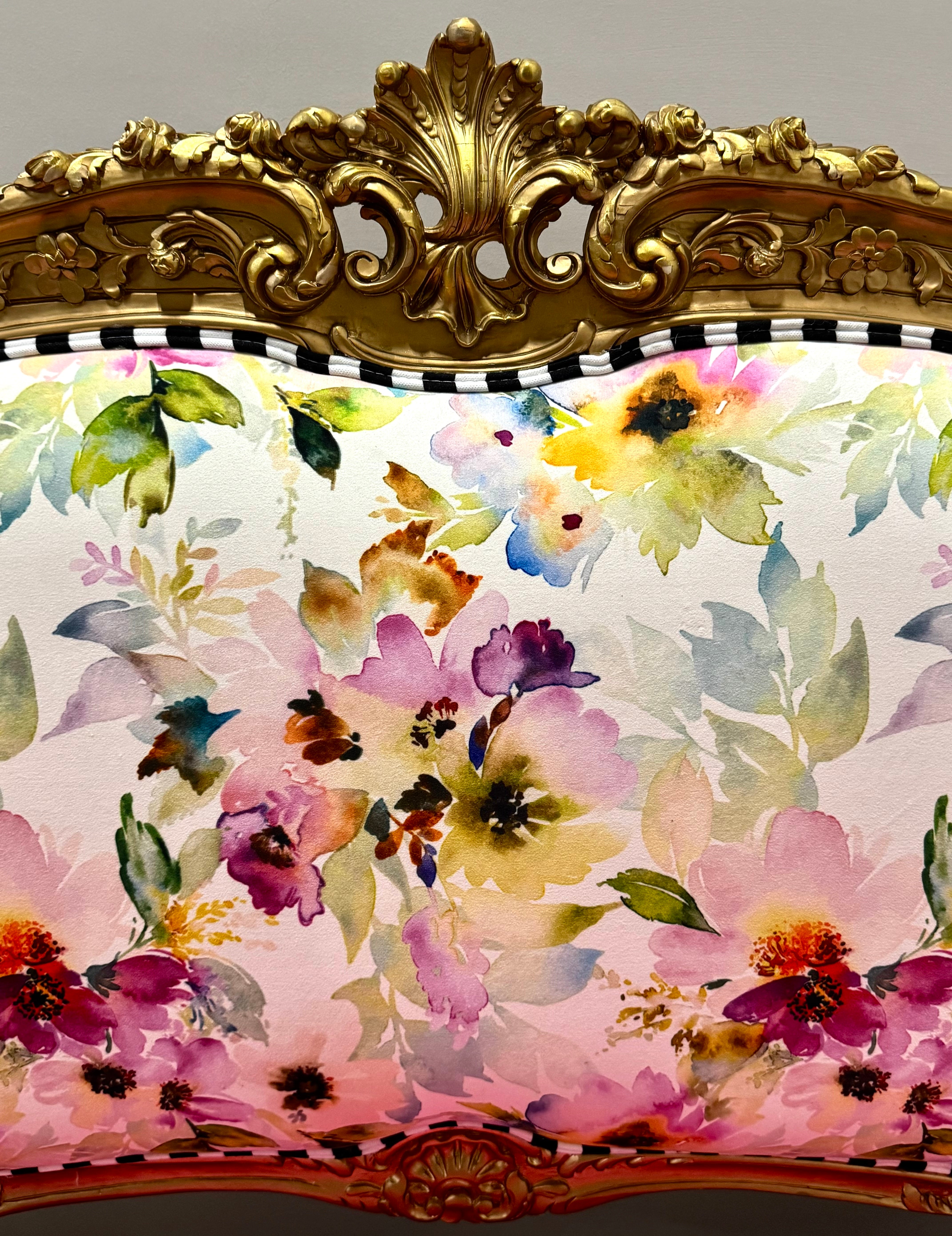 Gold Louis XV Settee