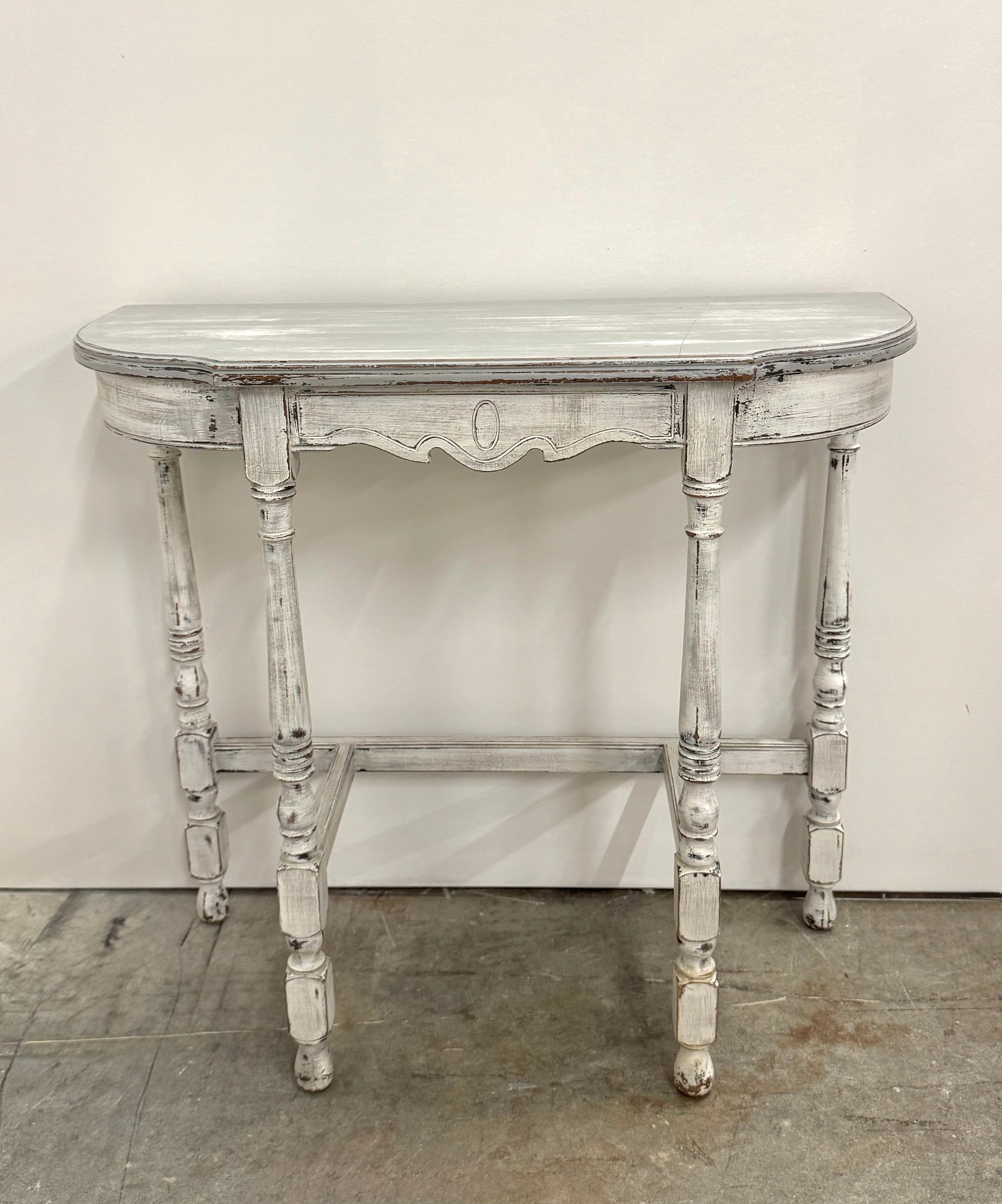 French-style Distressed Console