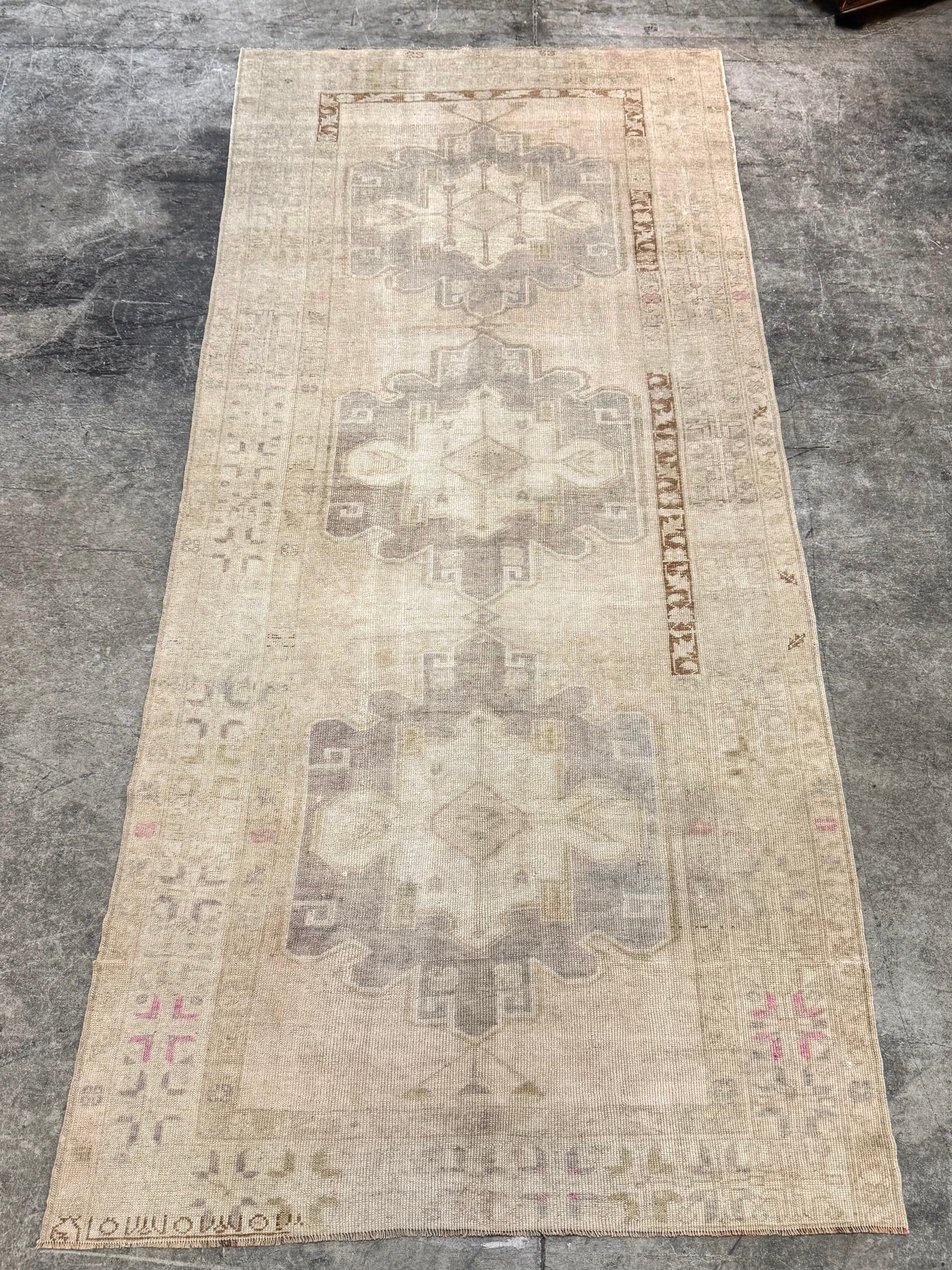 Turkish Oukshak 12'-4" x 5'-1" Rug