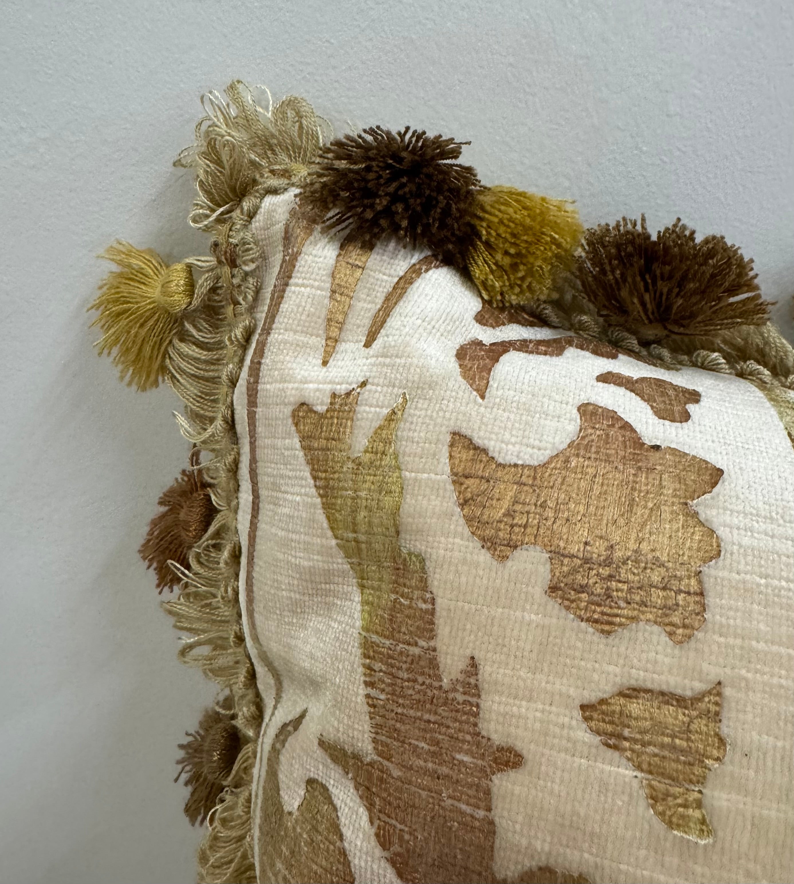 Ivory & Gold Damask Velvet 21" Pillow