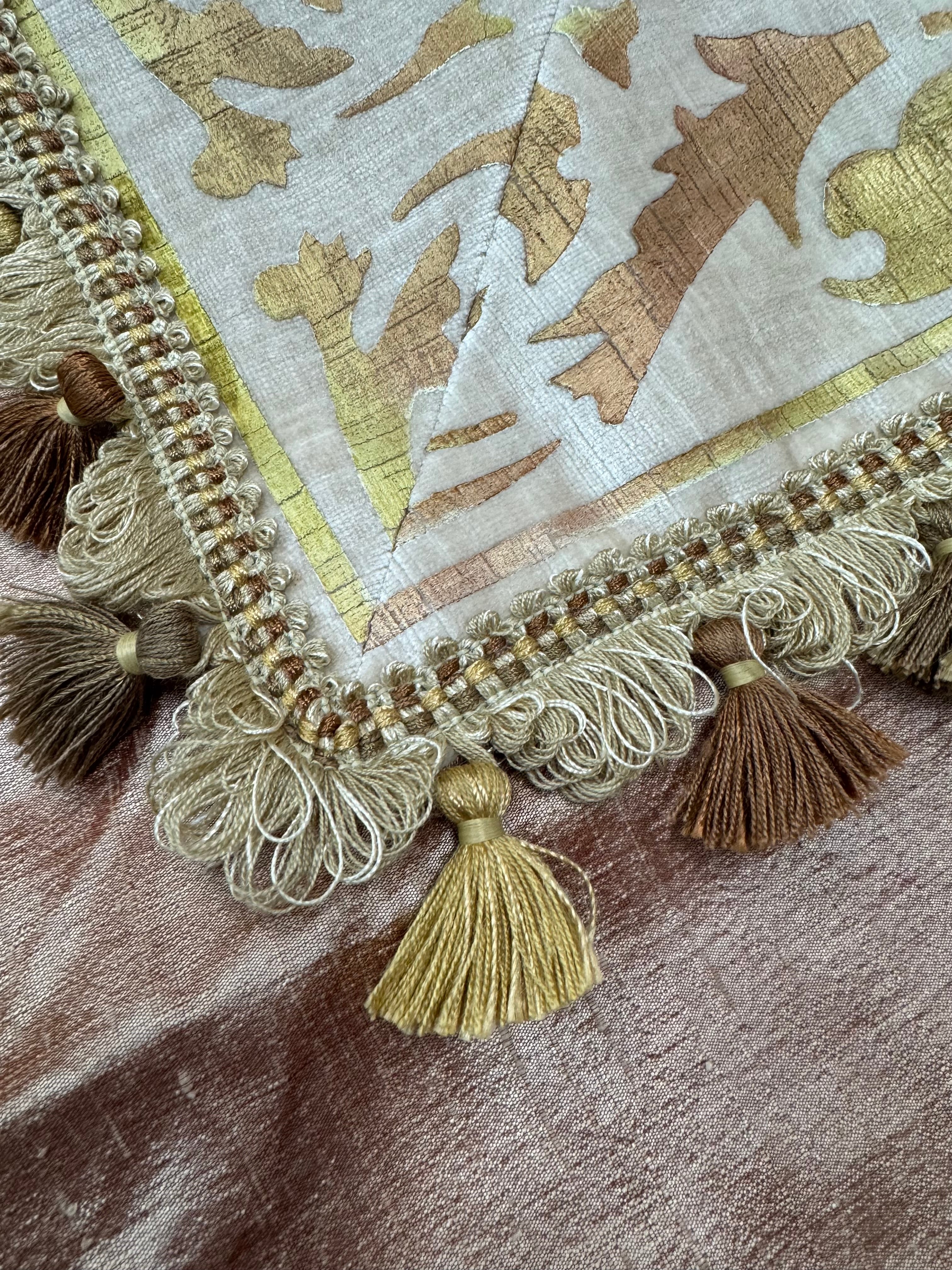 Ivory & Gold Damask Velvet 53" Throw