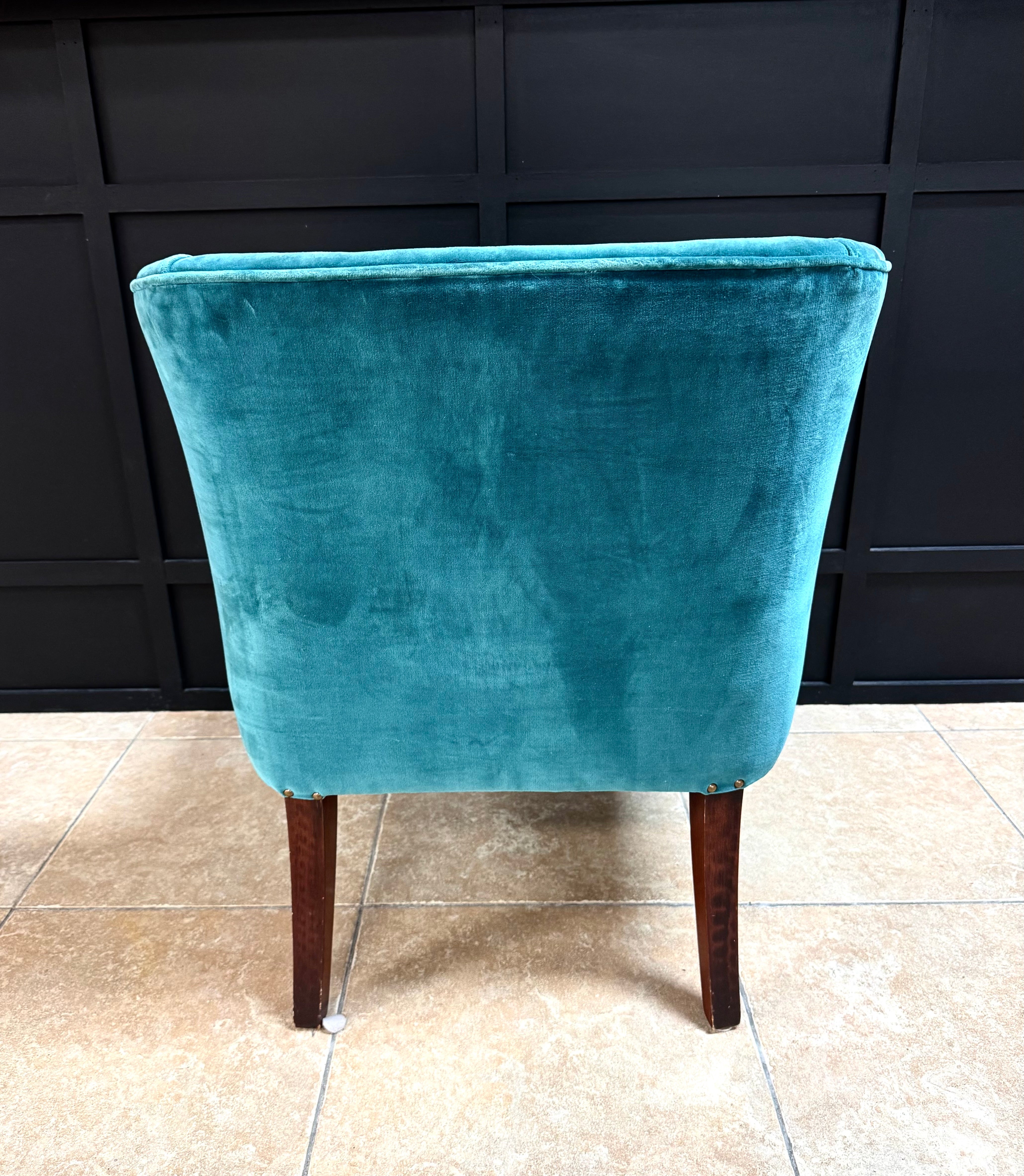 Vintage Teal Velvet Chair
