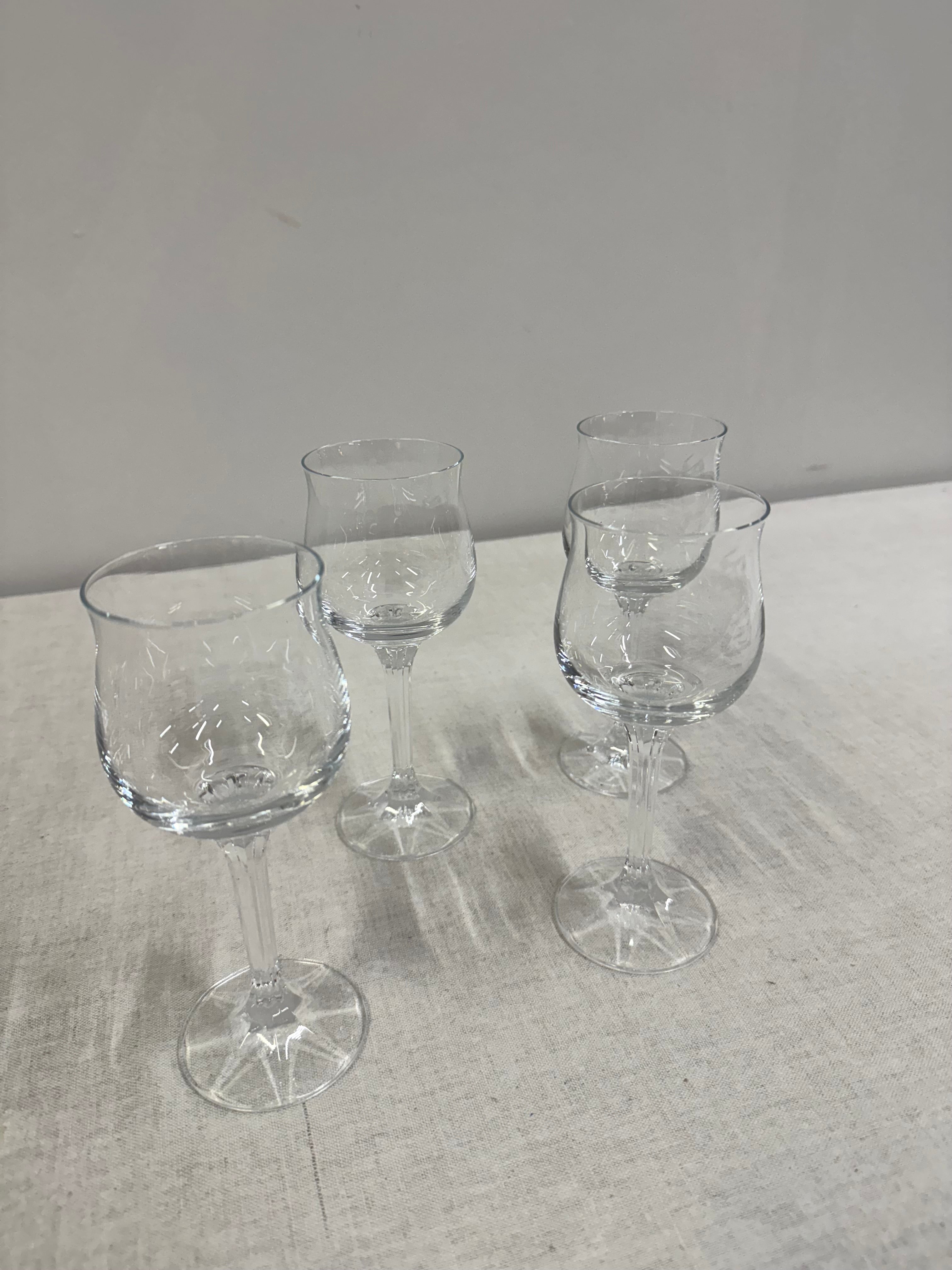 Tulip Bowl Crystal Wine Glasses Set of 4