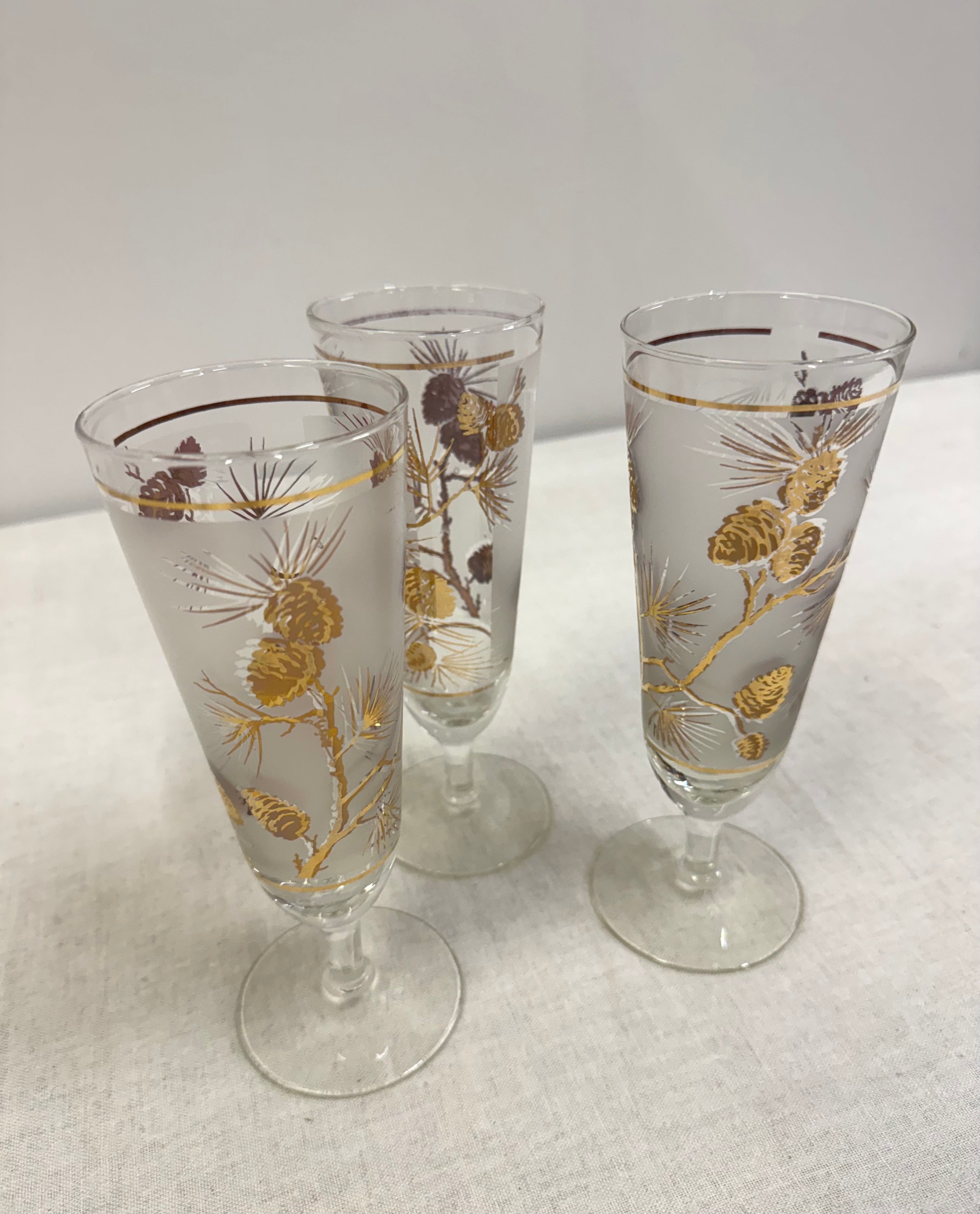 Vintage LIBBEY Pine Cone Pilsener Glasses Set of 3