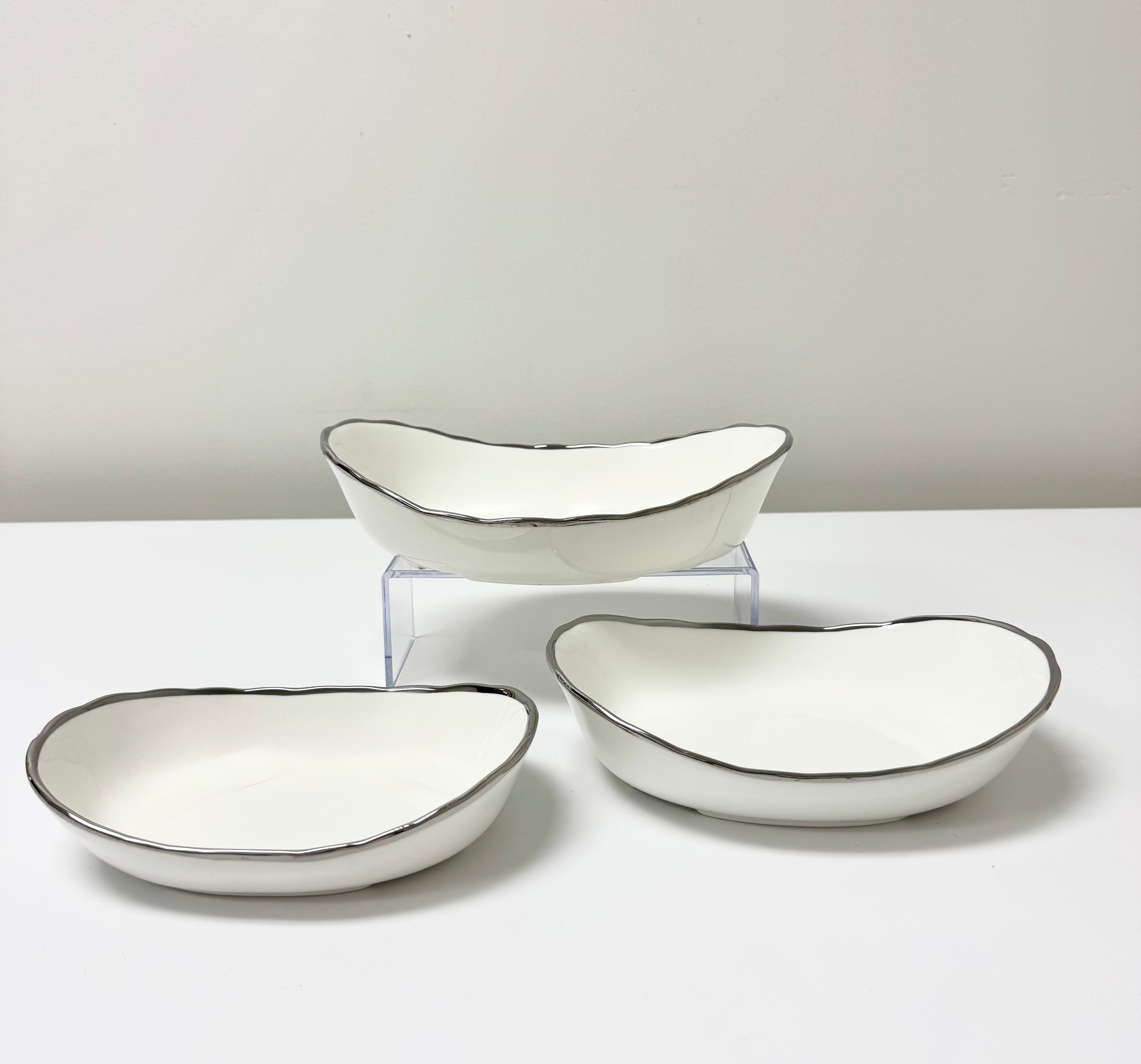 White Ceramic Nested Bowls Set of 3