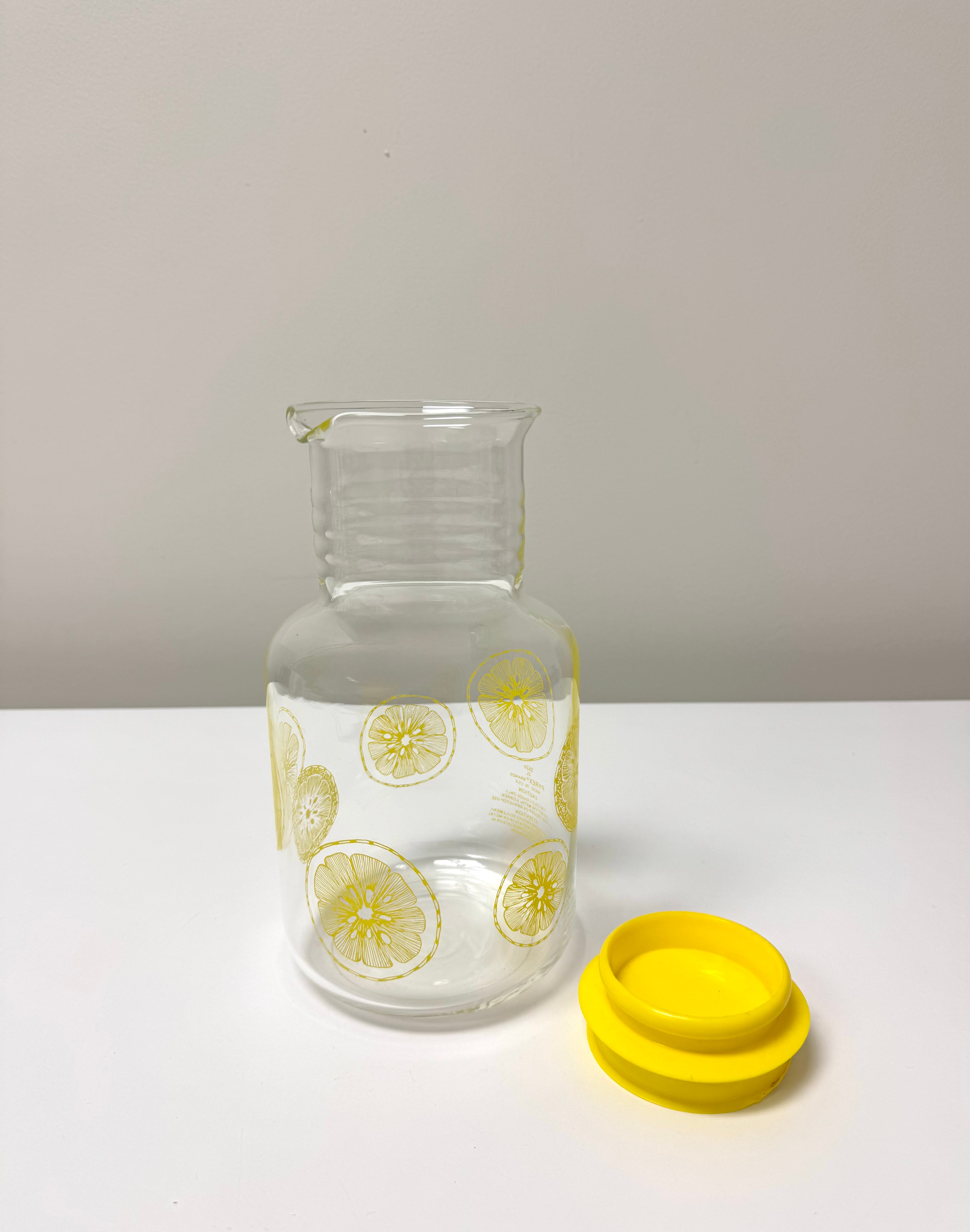 Vintage PYREX 2L Lemonade Pitcher