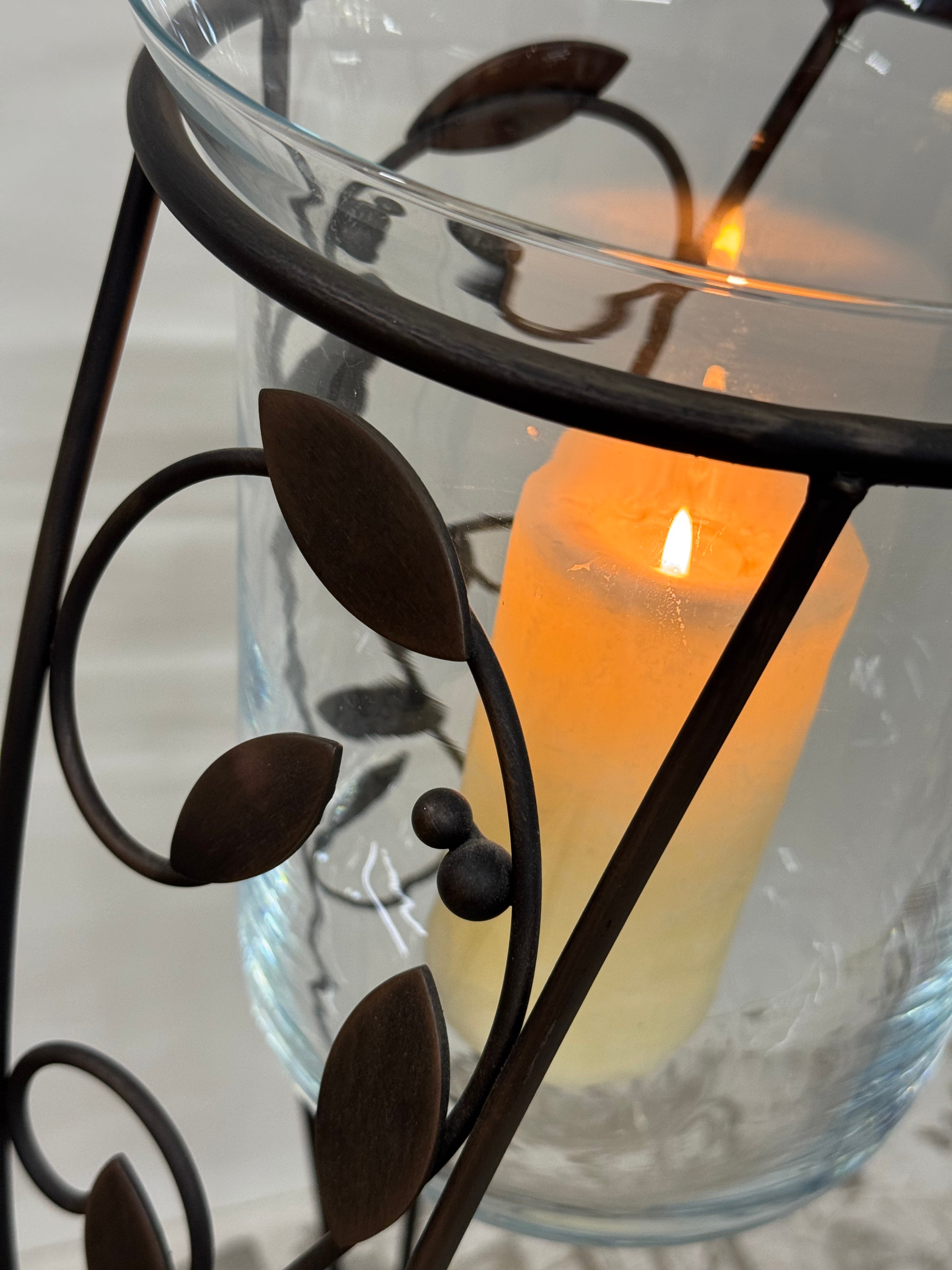 Black Iron Leaf Hurricane