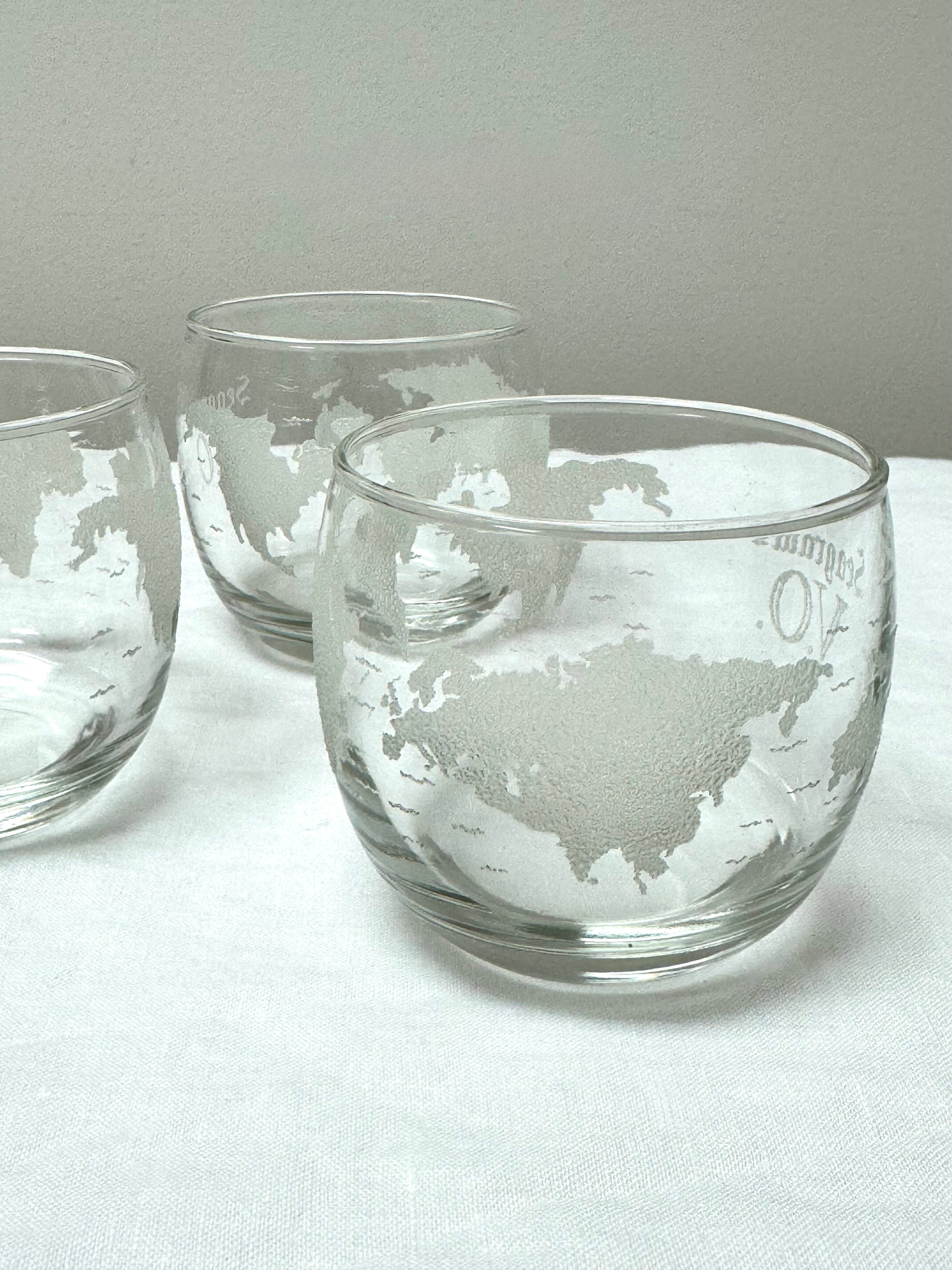 Seagram's VO World Globe Low Balls Set of 4