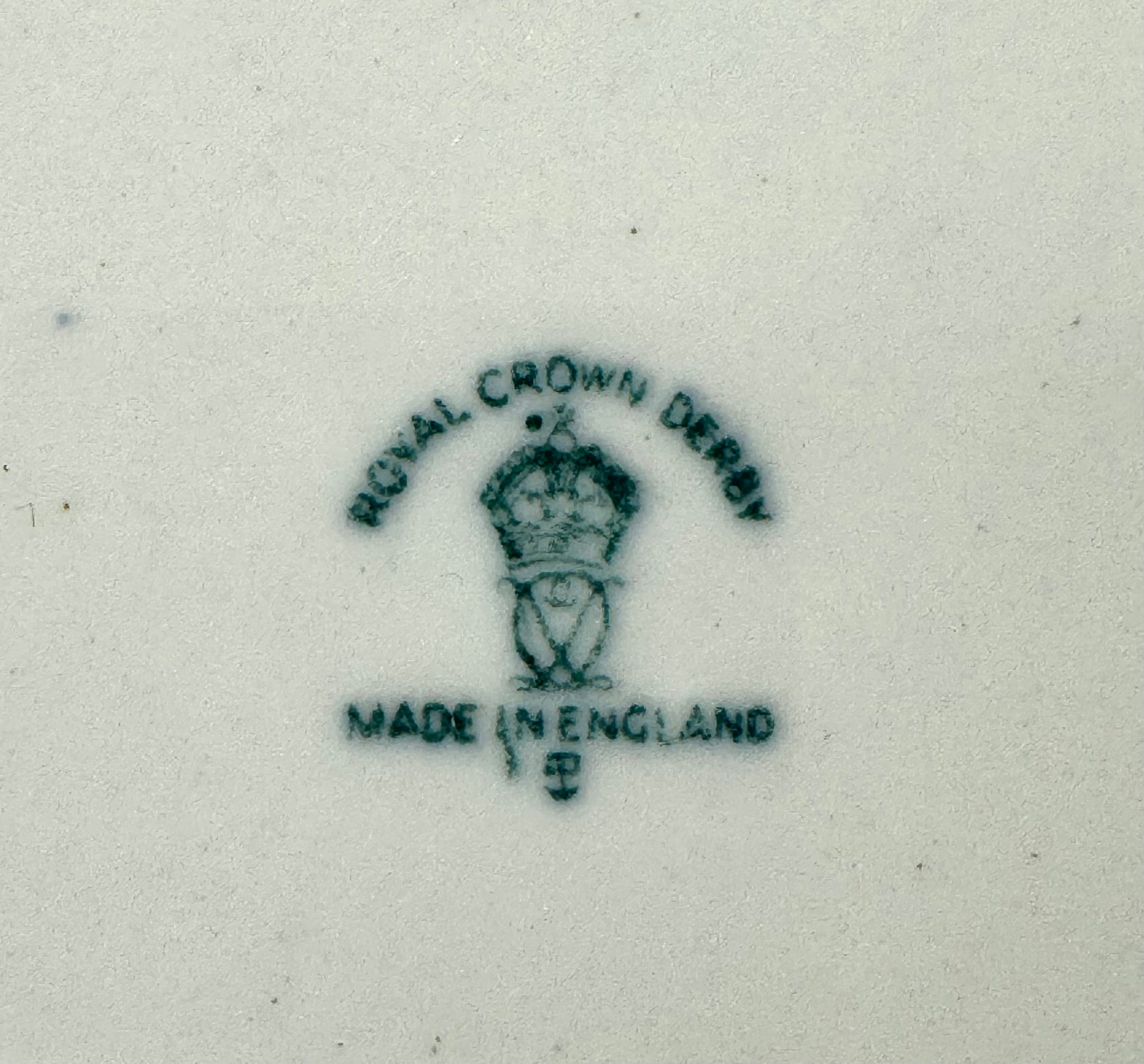 ROYAL CROWN DERBY 'Mikado' Dinnerware Set for 6 Plus