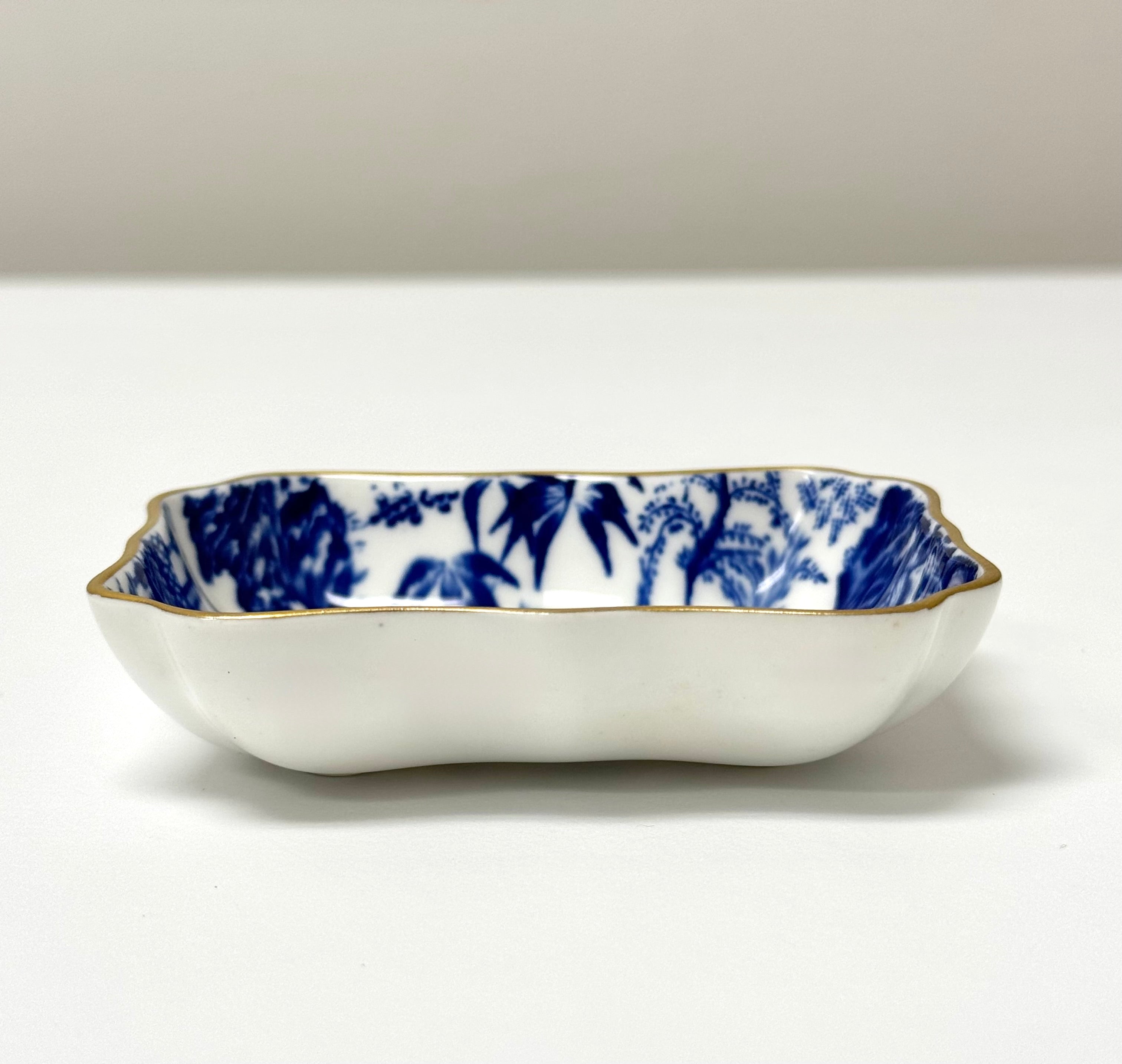 ROYAL CROWN DERBY 'Mikado' Small Rectangular Dish