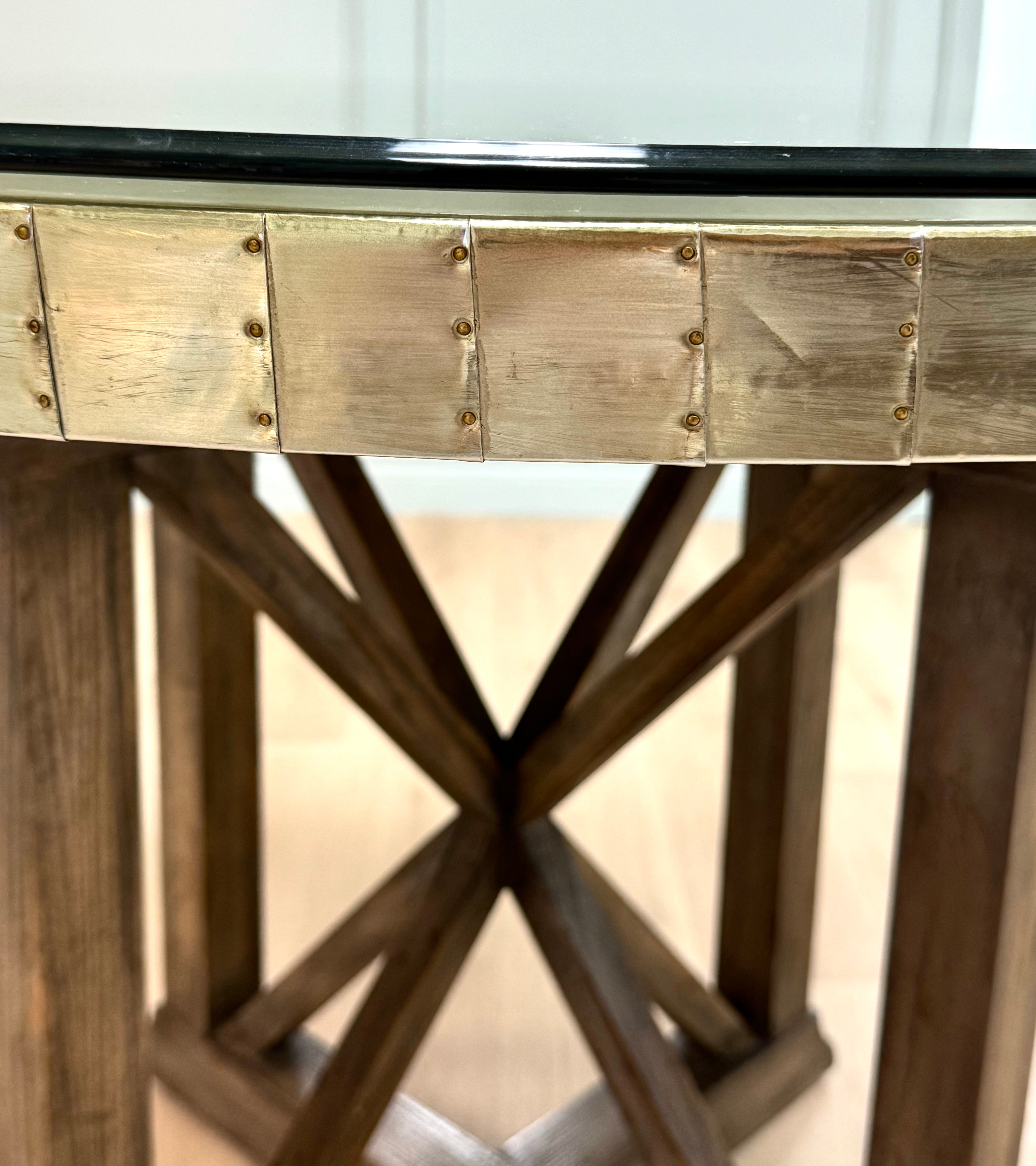 HOOKER 'Bentley' 48" Dining Table