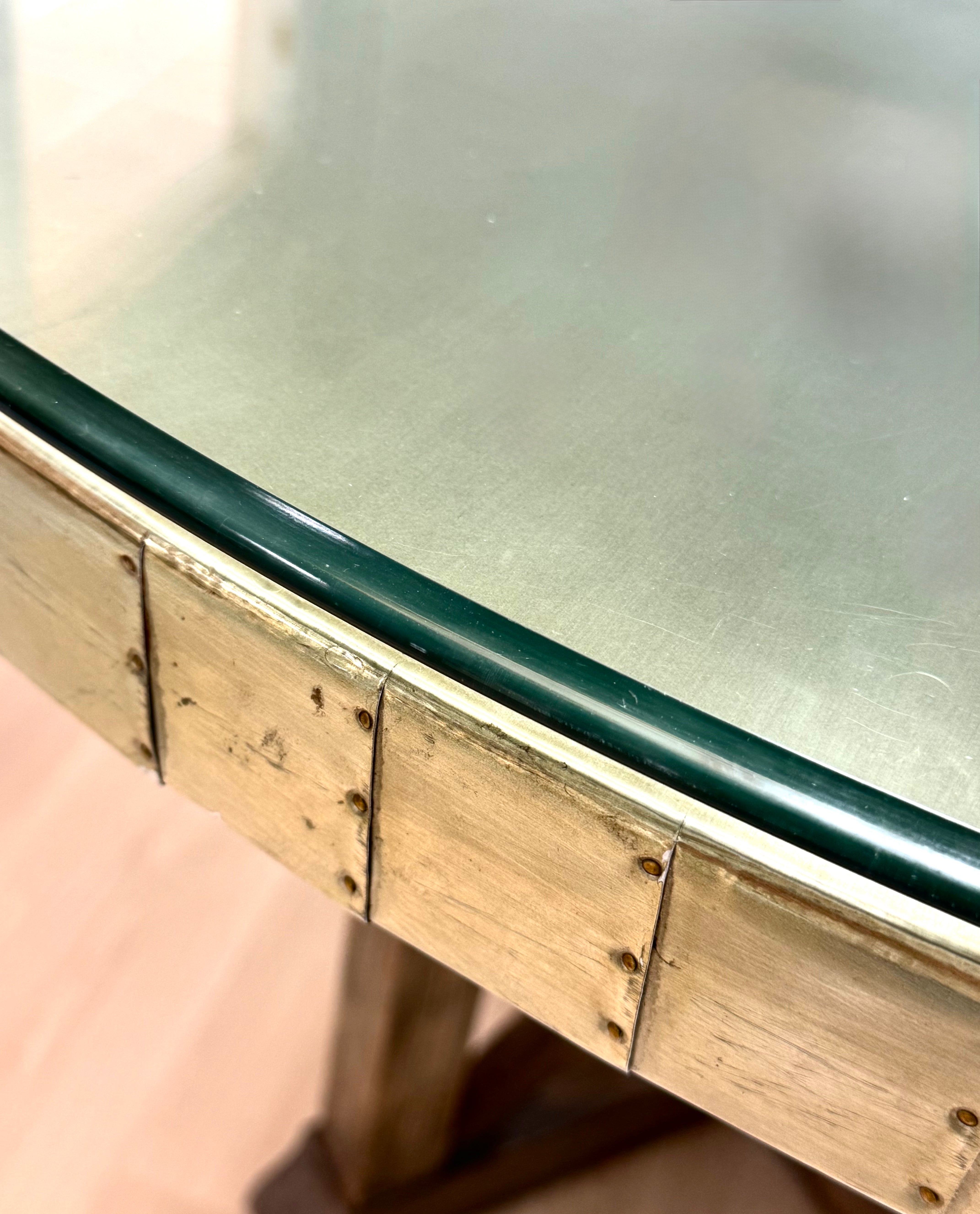 HOOKER 'Bentley' 48" Dining Table
