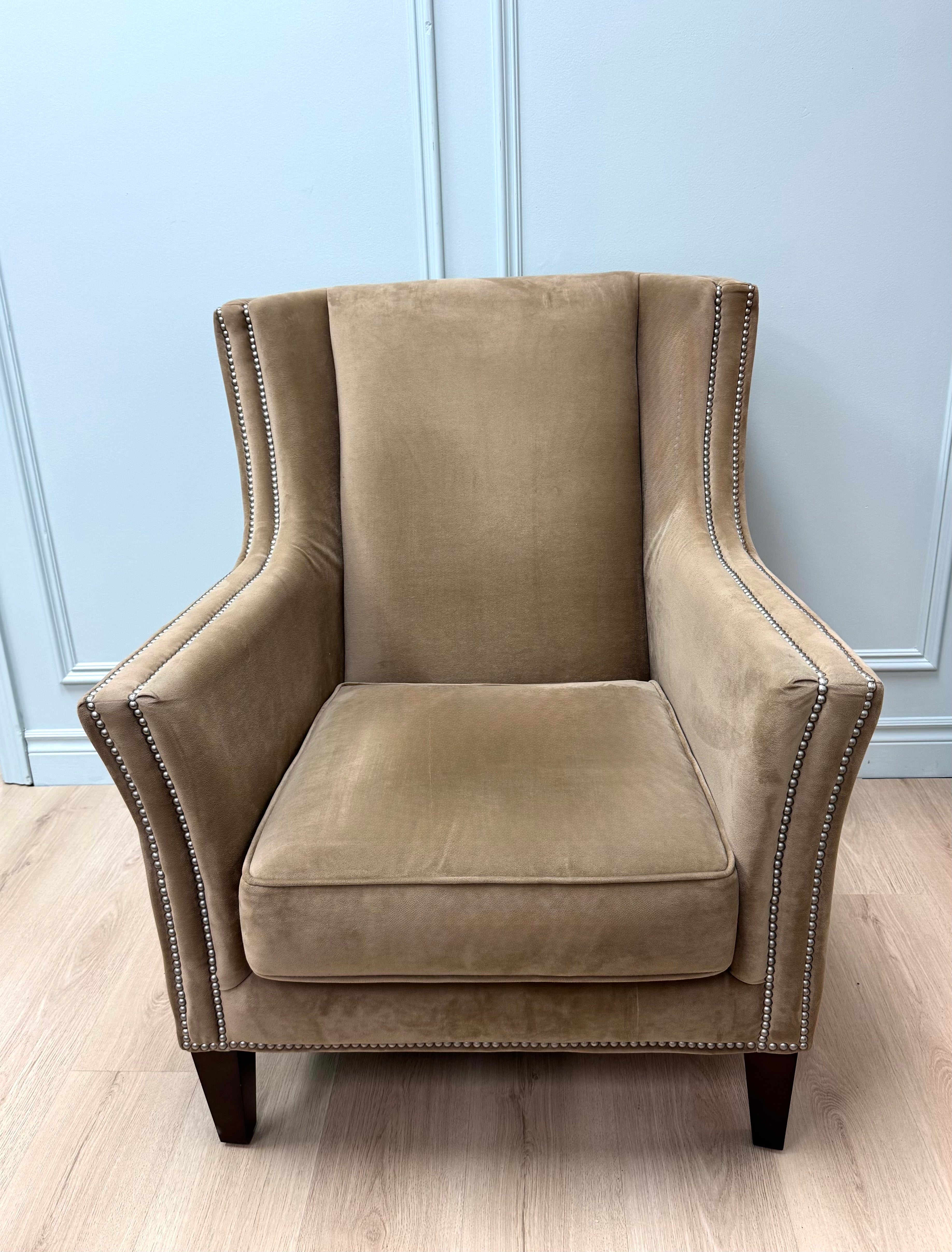 DECOR-REST Dark Wheat Velvet Chair