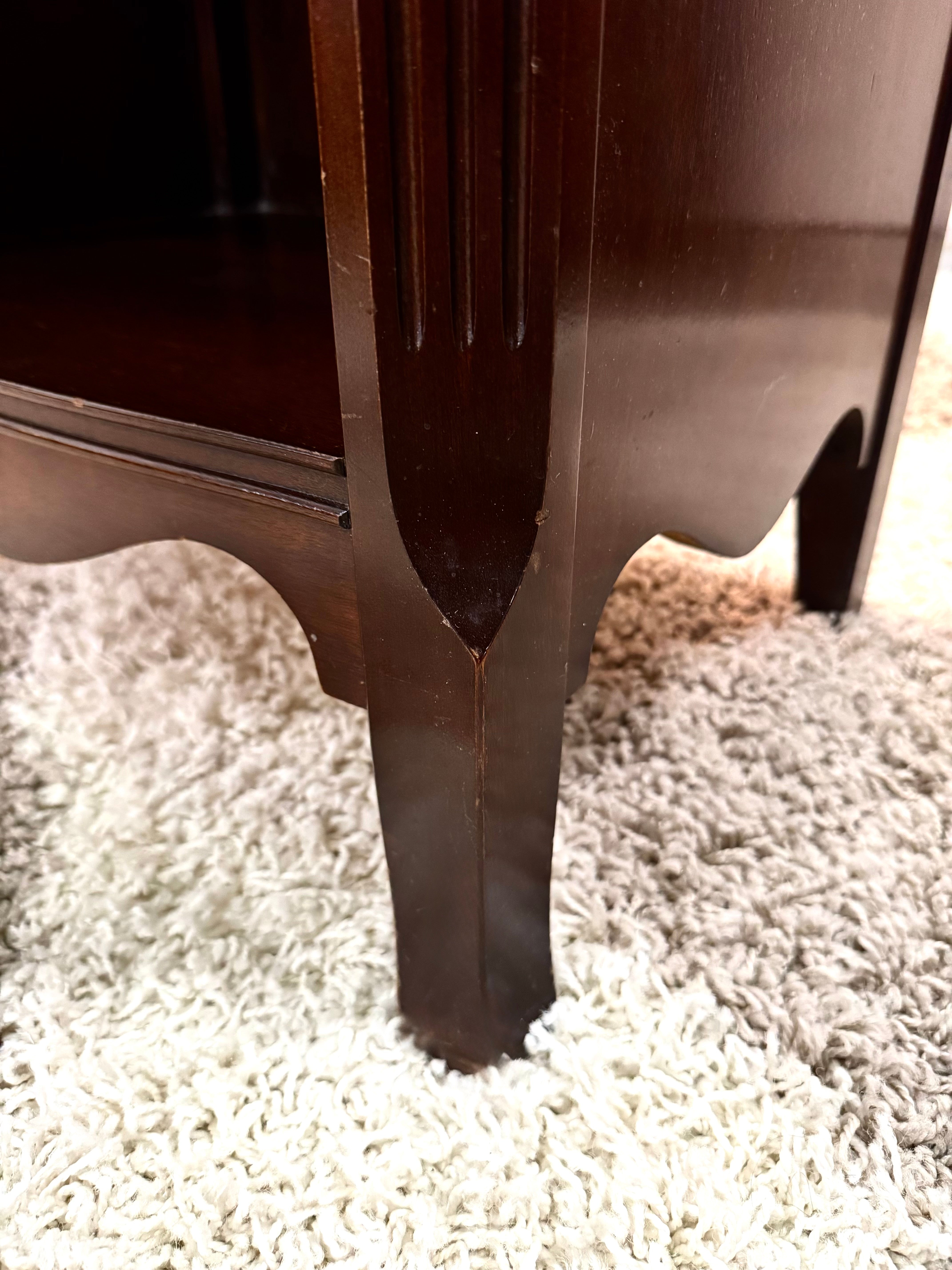 Federal Style Mahogany Night Stand