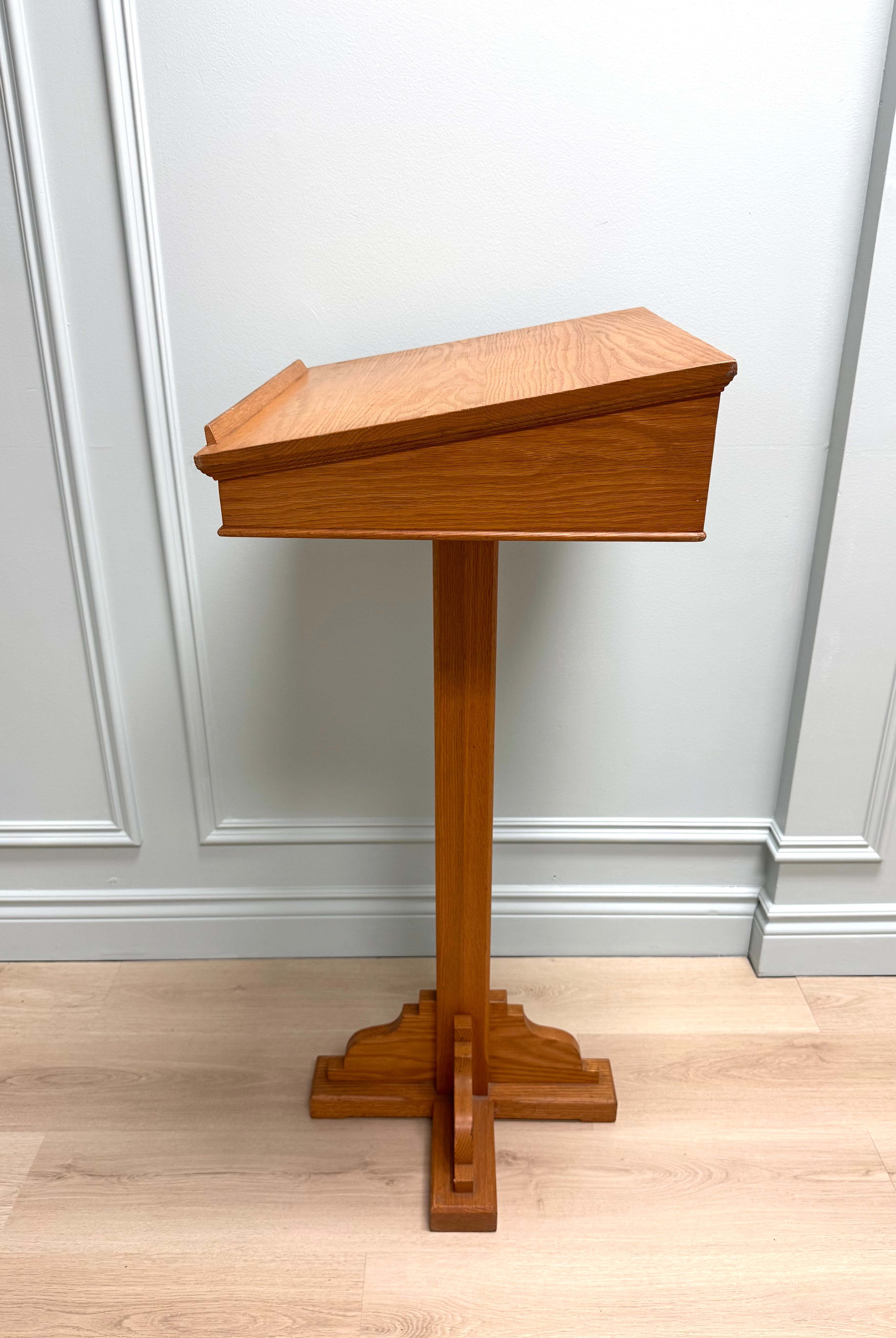 Hand-crafted Solid Oak Lecturn