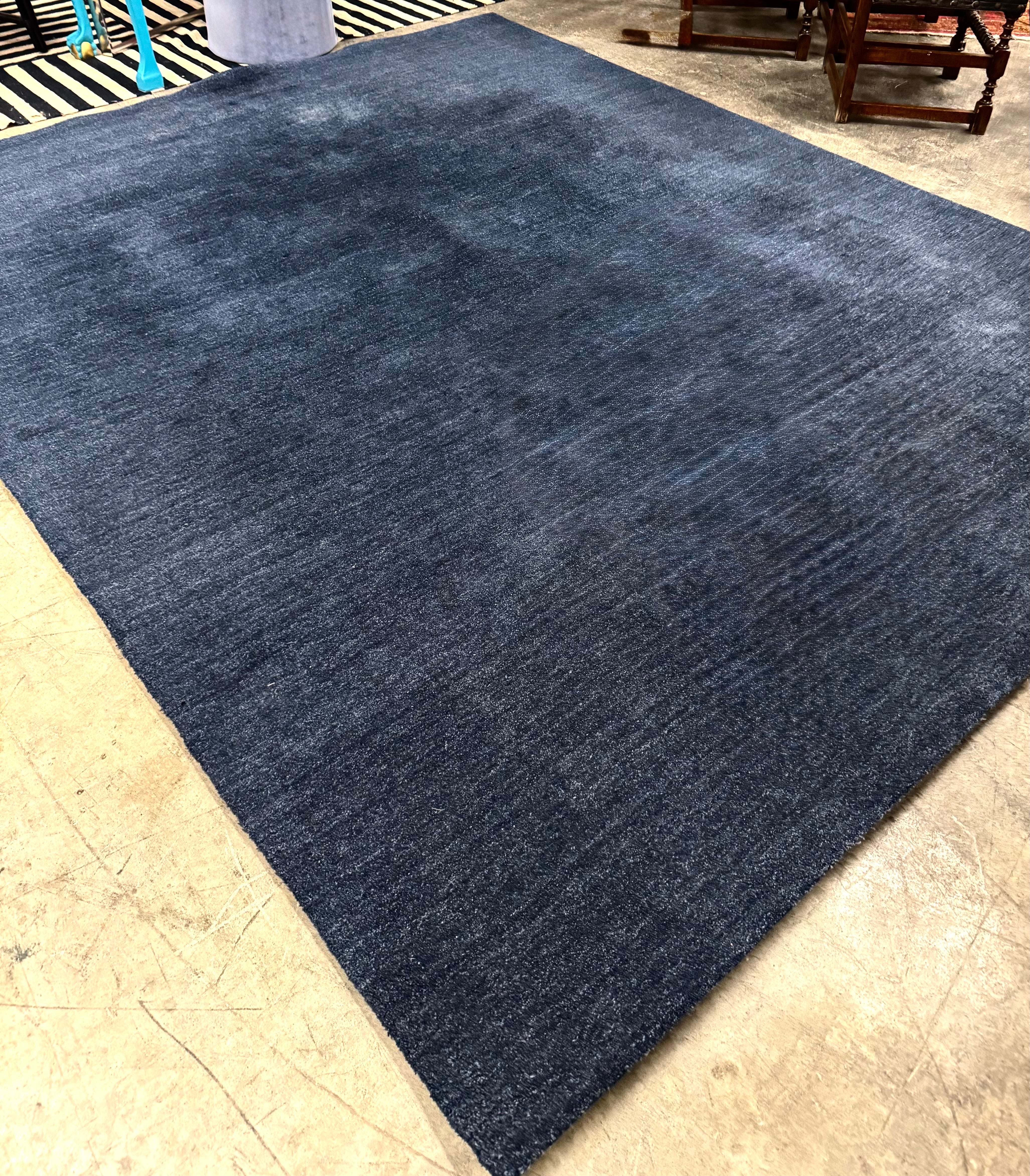 CRATE & BARREL Indigo 8' x 10' Tufted Rug