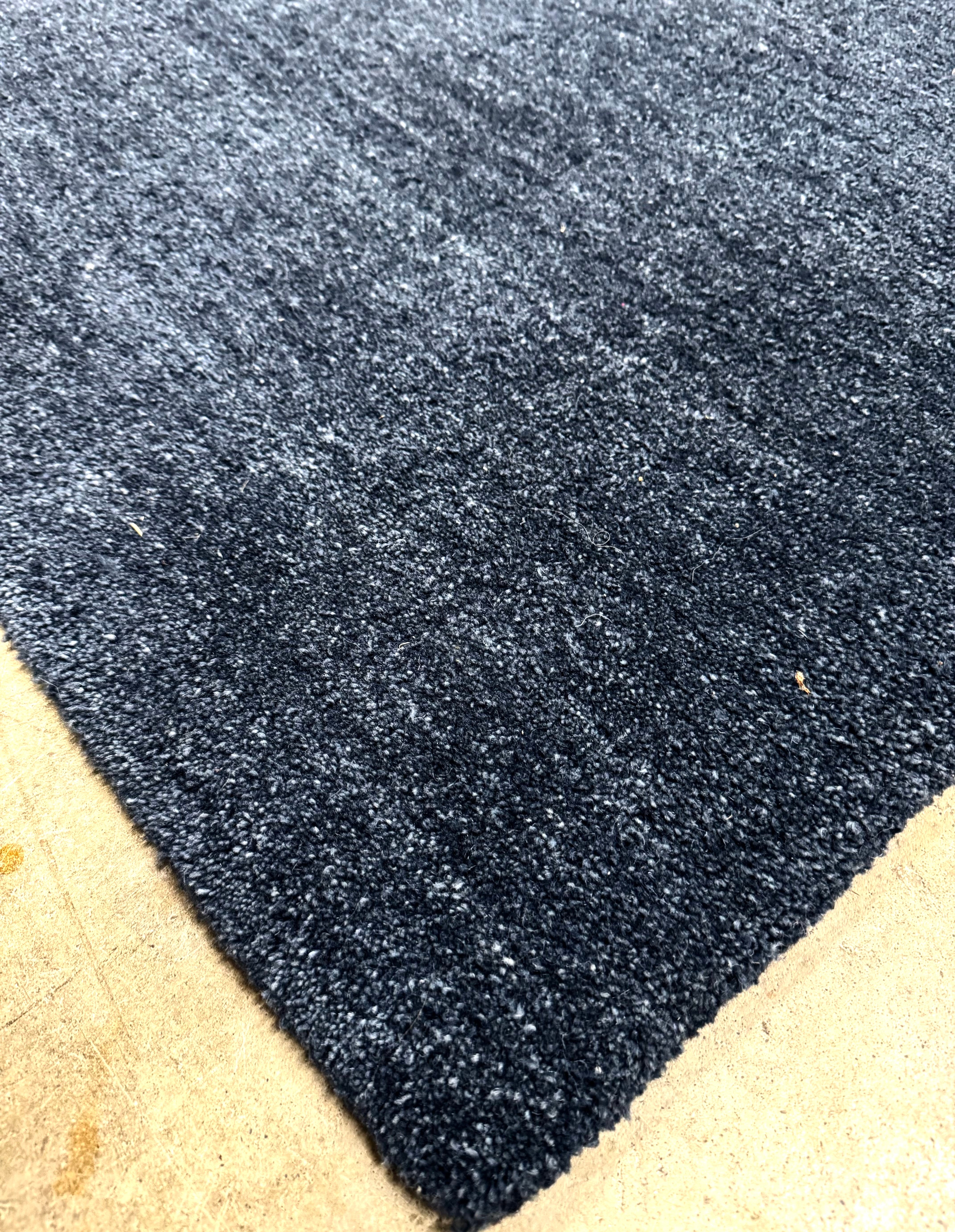 CRATE & BARREL Indigo 8' x 10' Tufted Rug