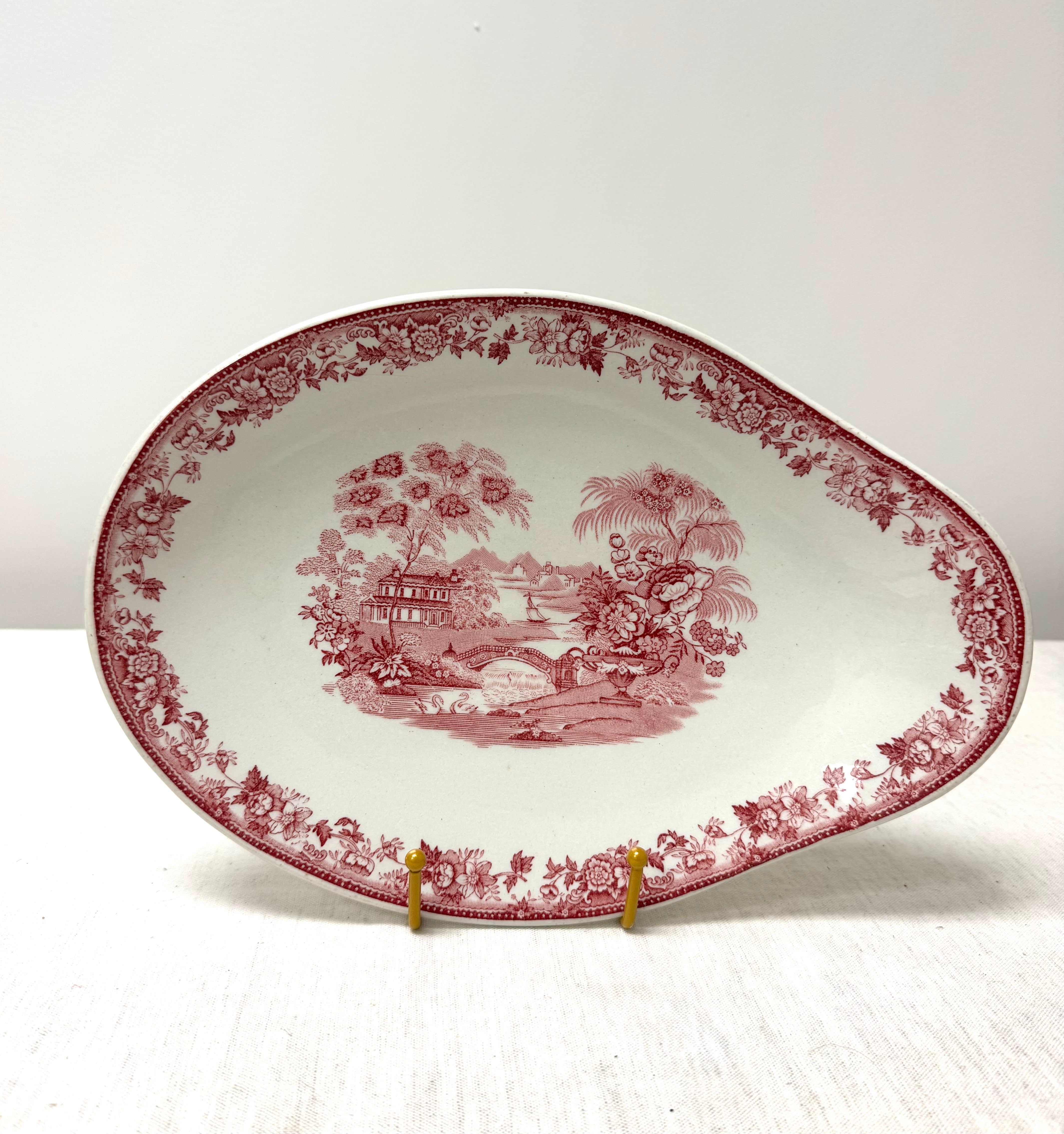Vintage ROYAL STAFFORDSHIRE 'Tonquin' 12-1/2" Red Platter