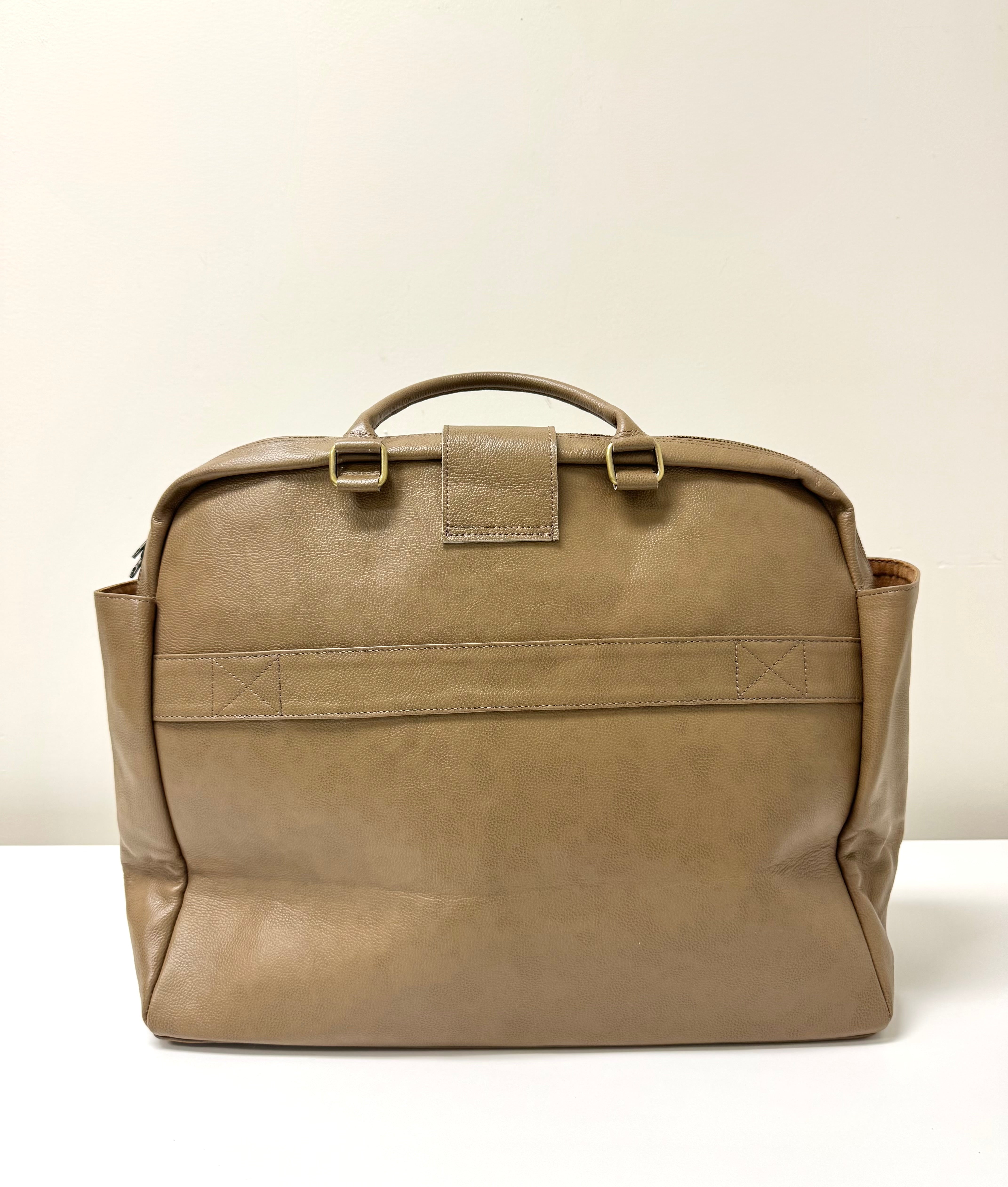 NEW Taupe Pebble Leather Travel Tote
