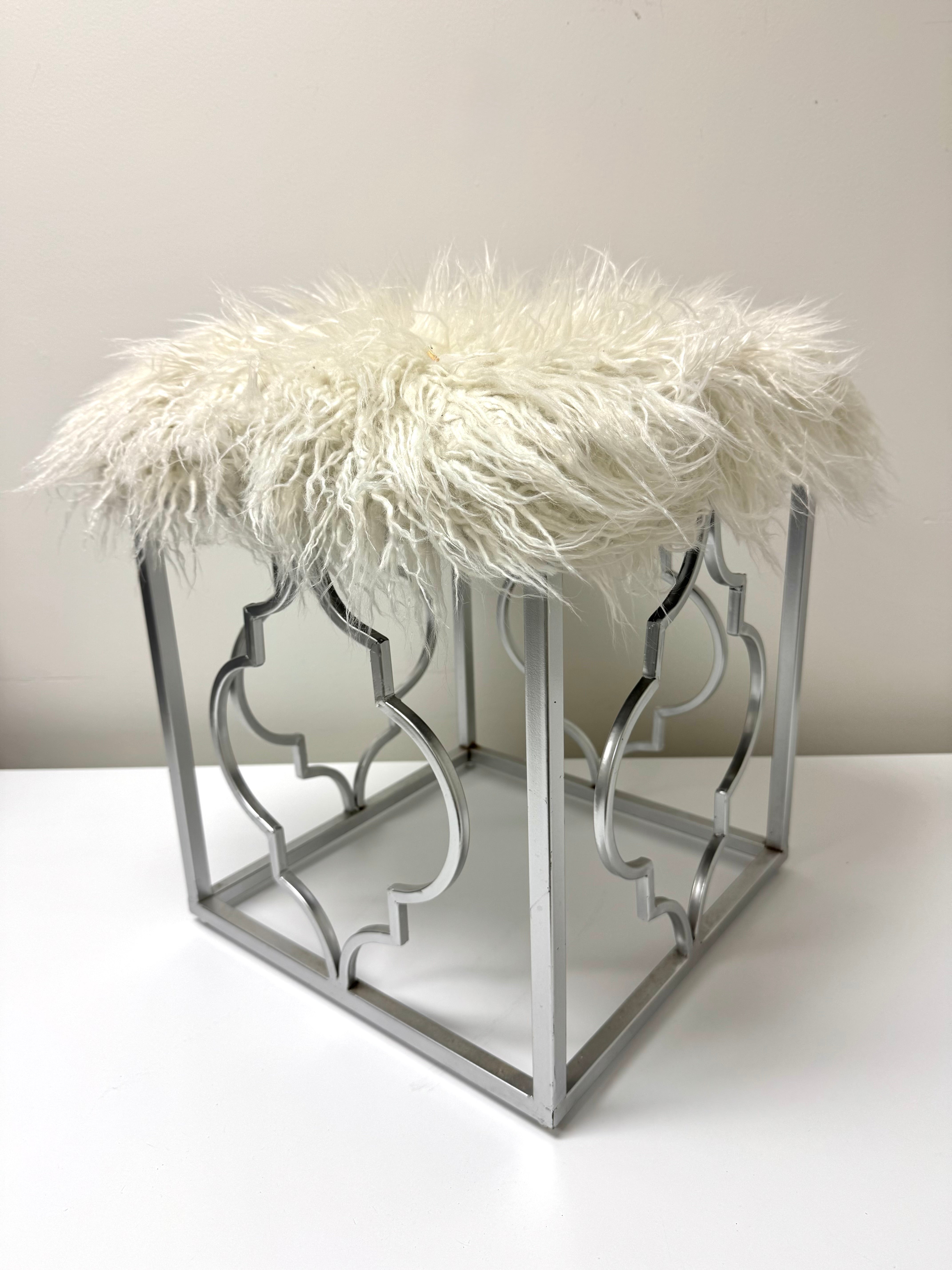 Matte Silver Quatrefoil Furry Stool