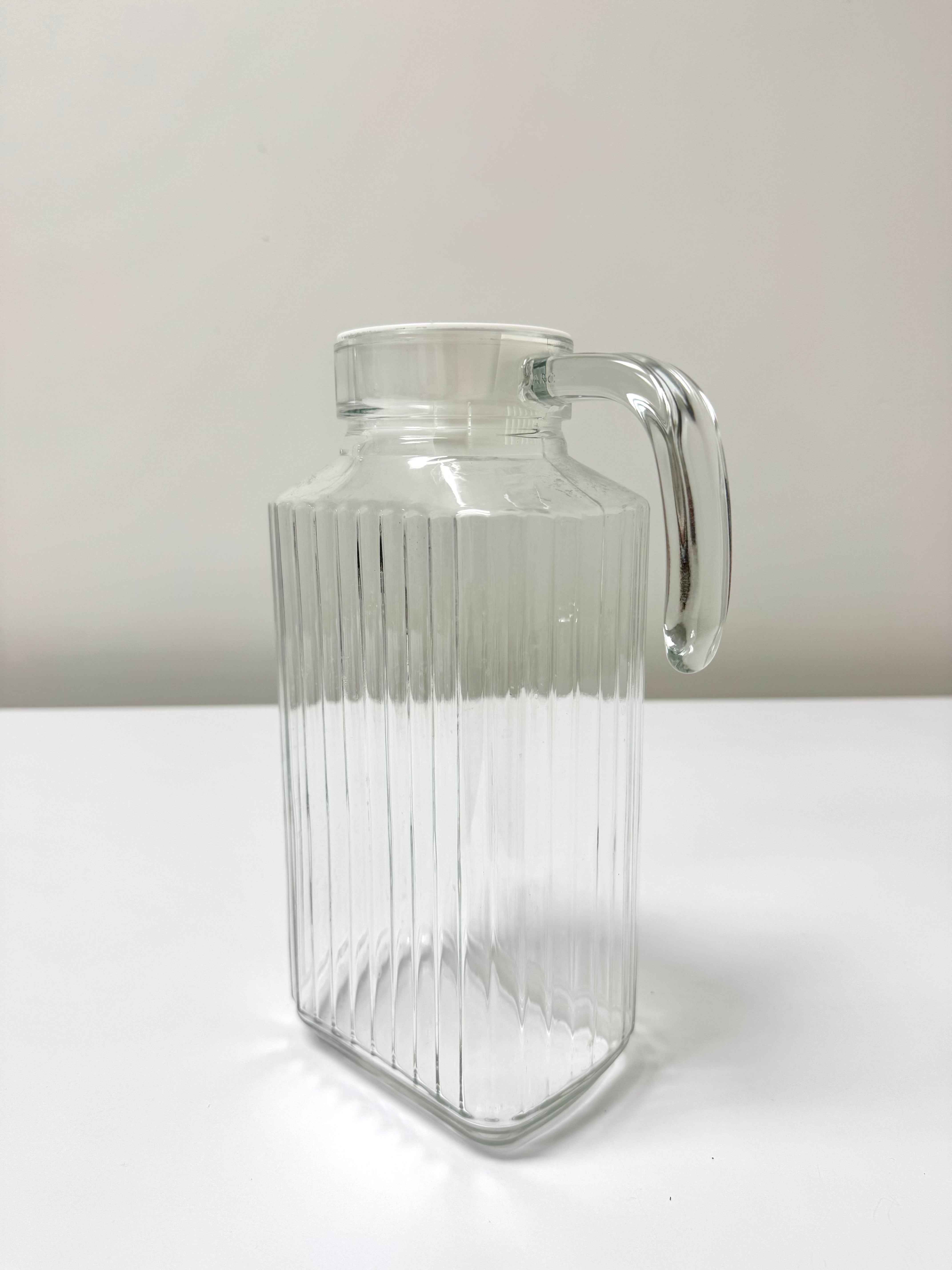 LUMINARC FRANCE Ribbed Glass Refrigerator Pitcher