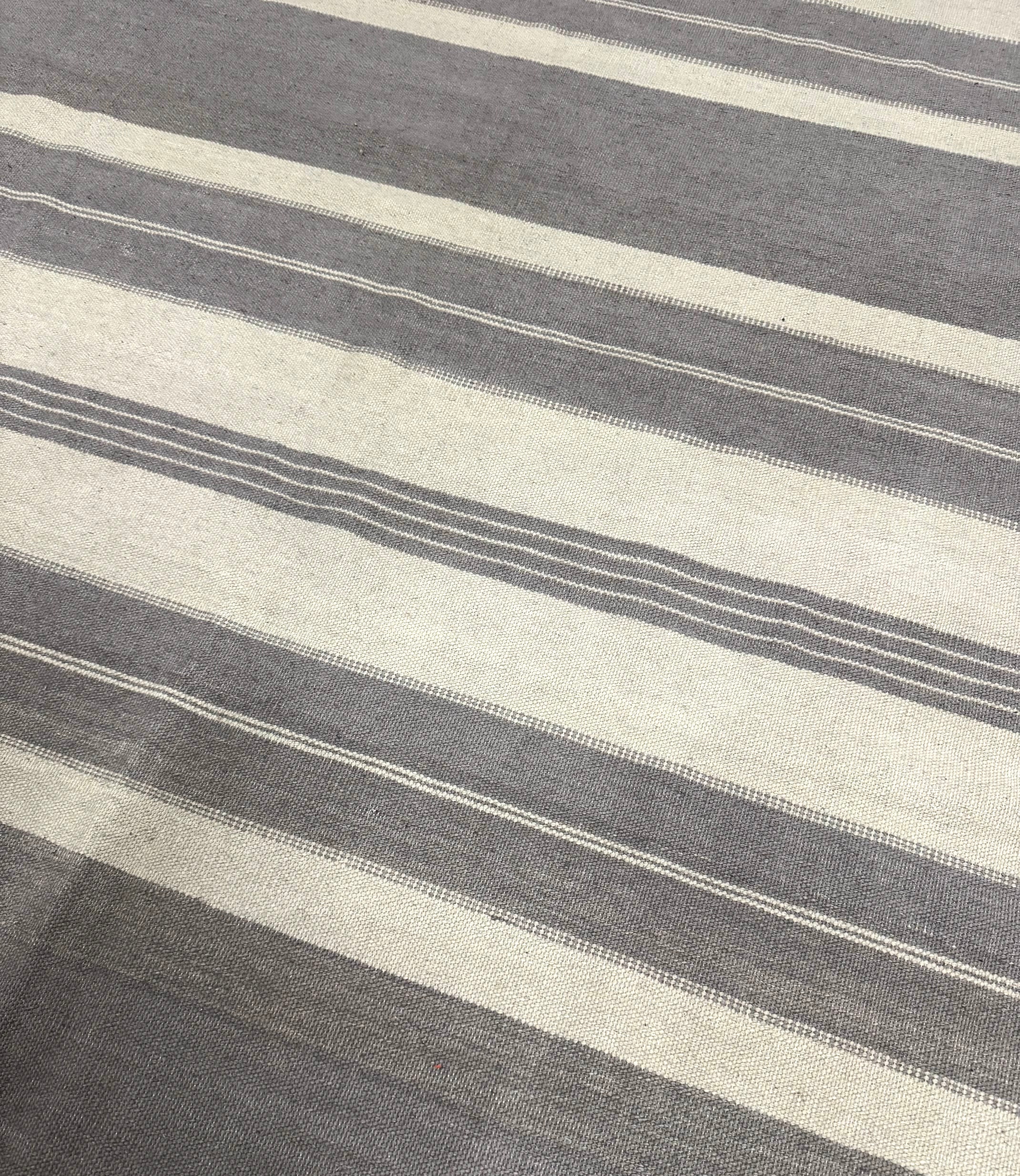 RALPH LAUREN 'Hanover Stripe' Mushroom 6'-10" x 8'-10" Rug