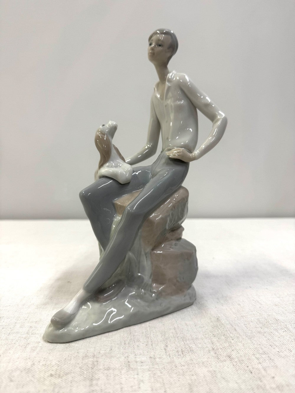 NAO by LLADRO 'Shepherd with Dog'|613