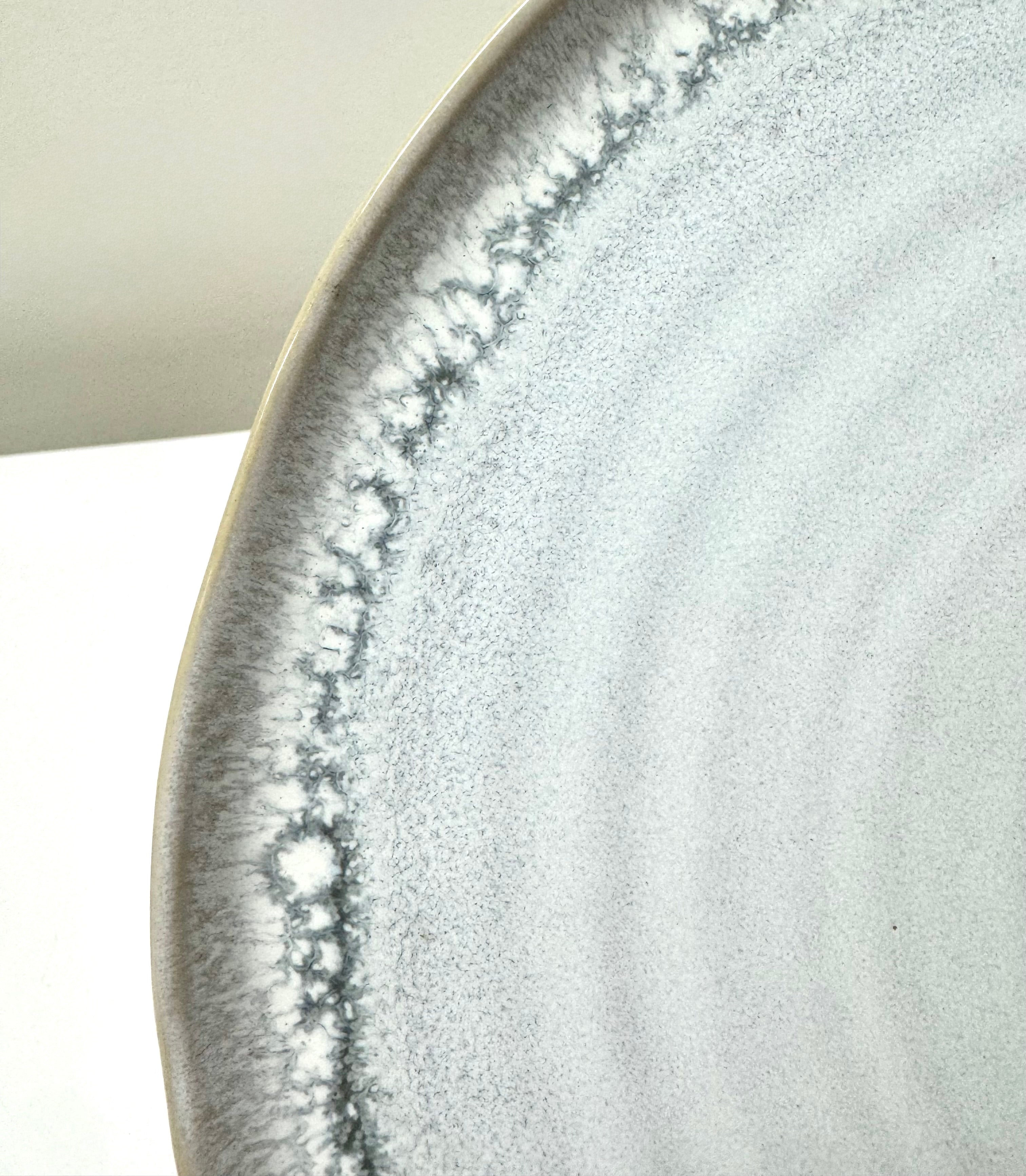 BARCELA Reactive Gray 11" Plate