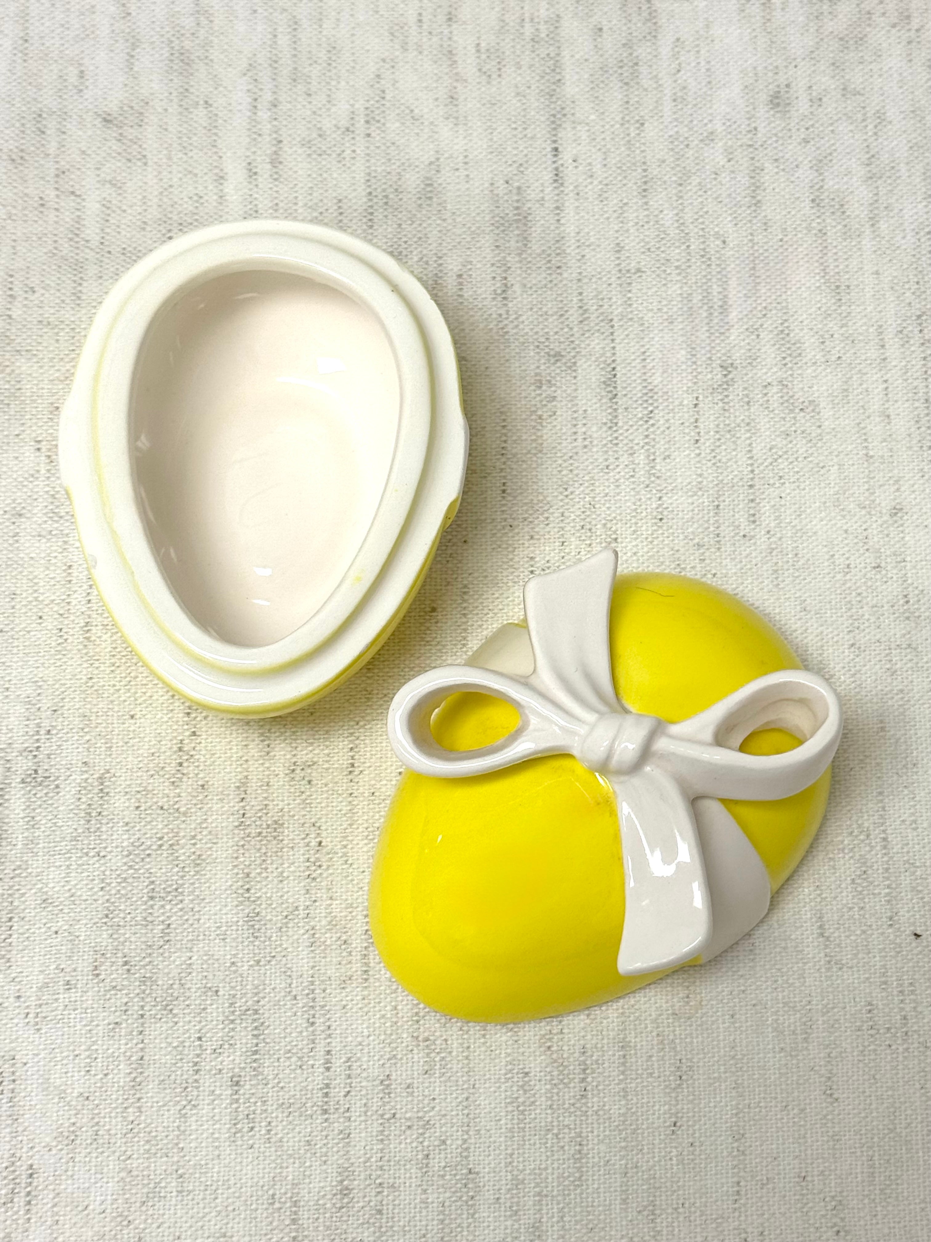 Vintage FITZ & FLOYD Yellow Egg Box with Bow