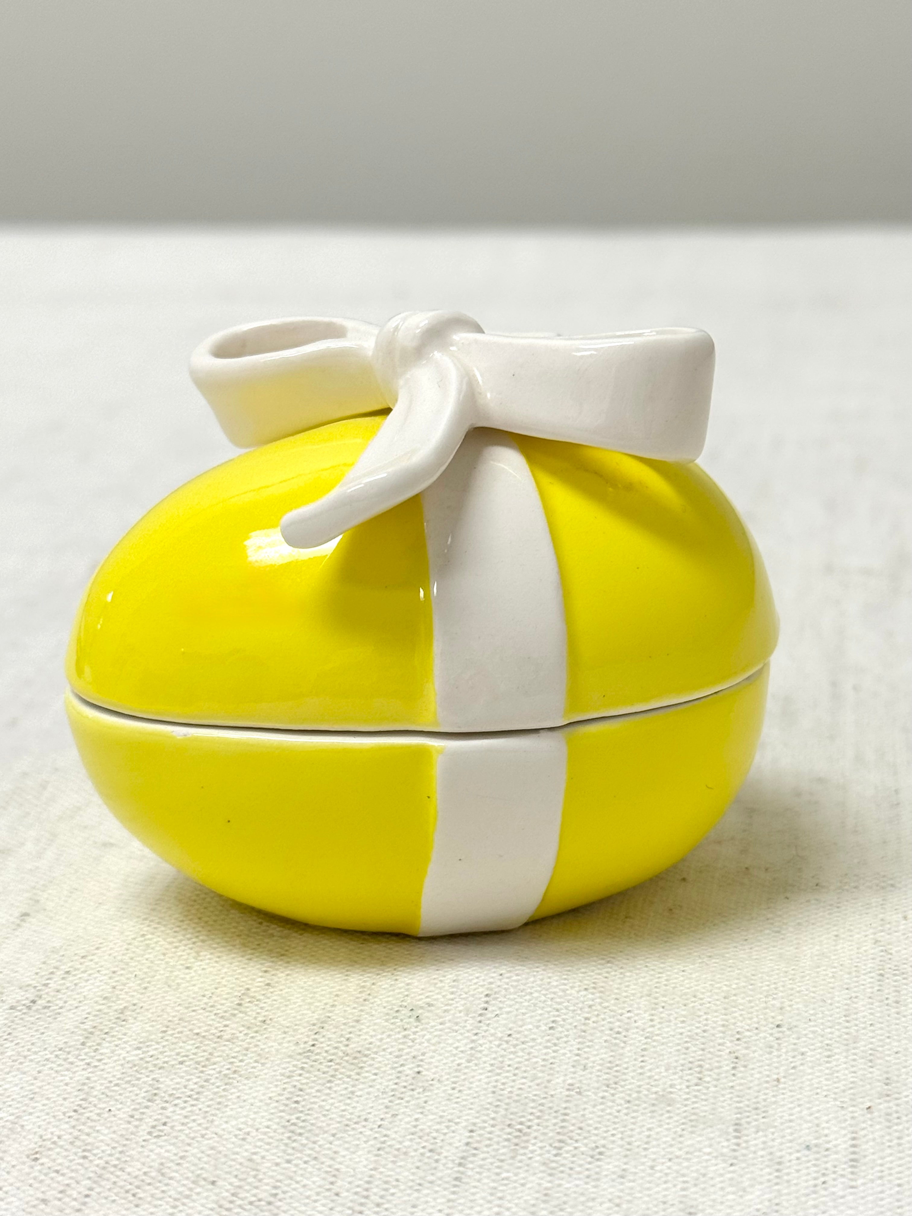 Vintage FITZ & FLOYD Yellow Egg Box with Bow