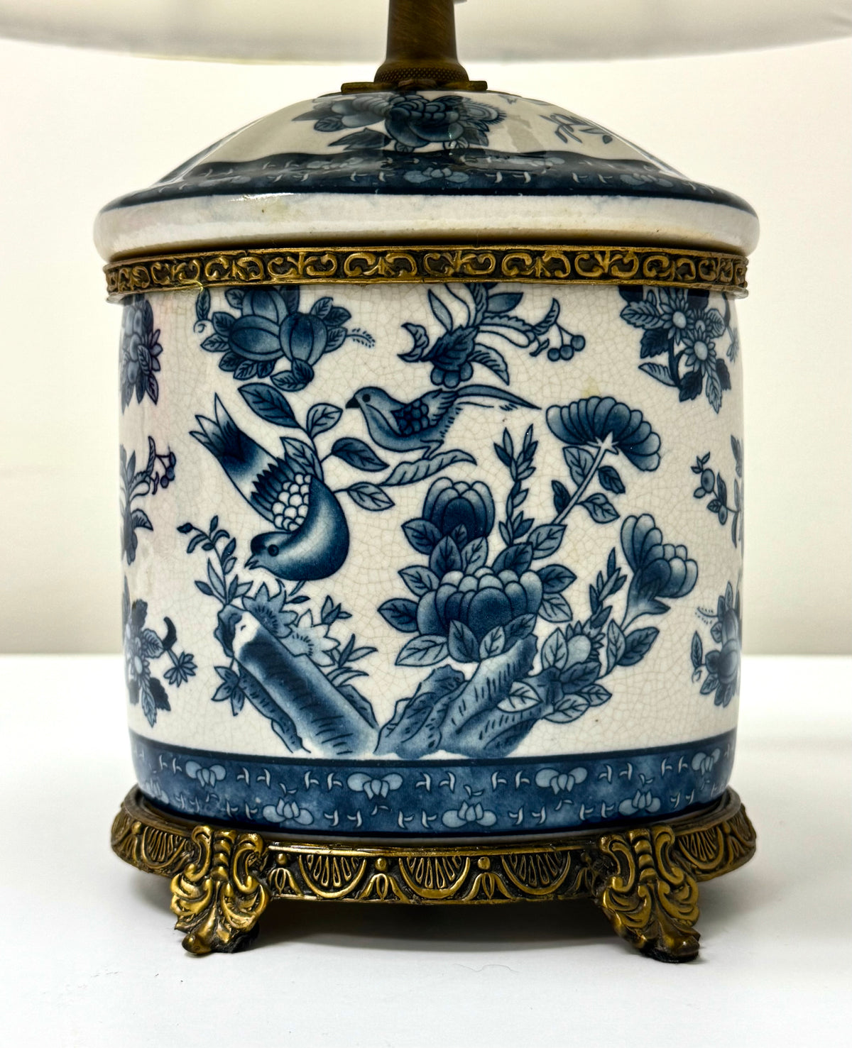 Vintage BOMBAY Chinoiserie Bedside Lamp