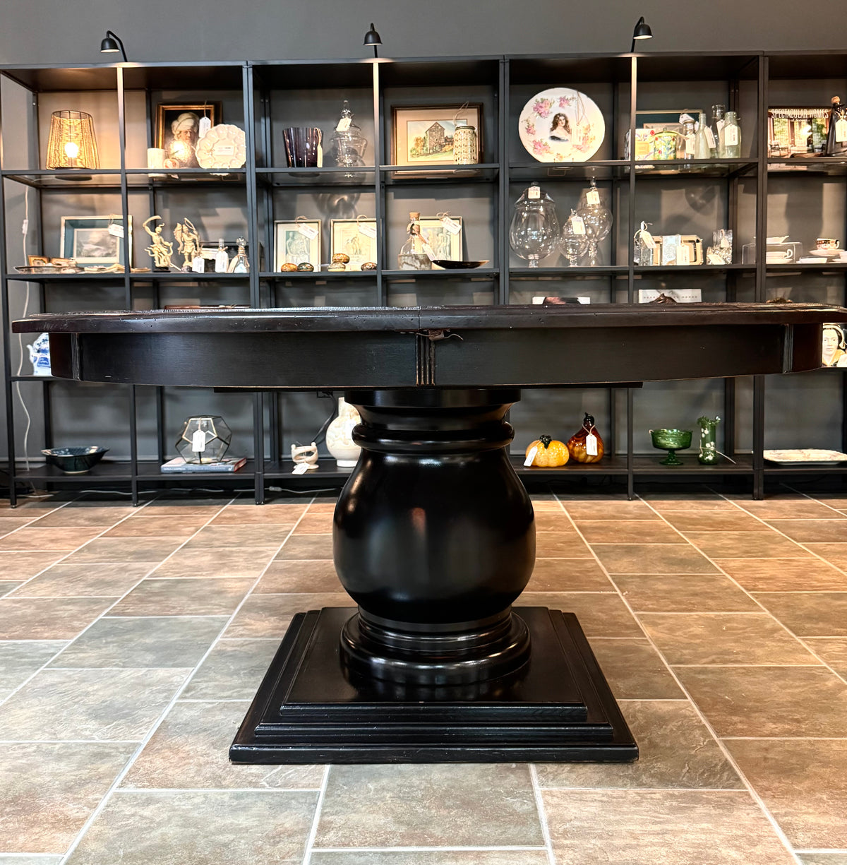 Modern Farmhouse 60" Pedestal Table