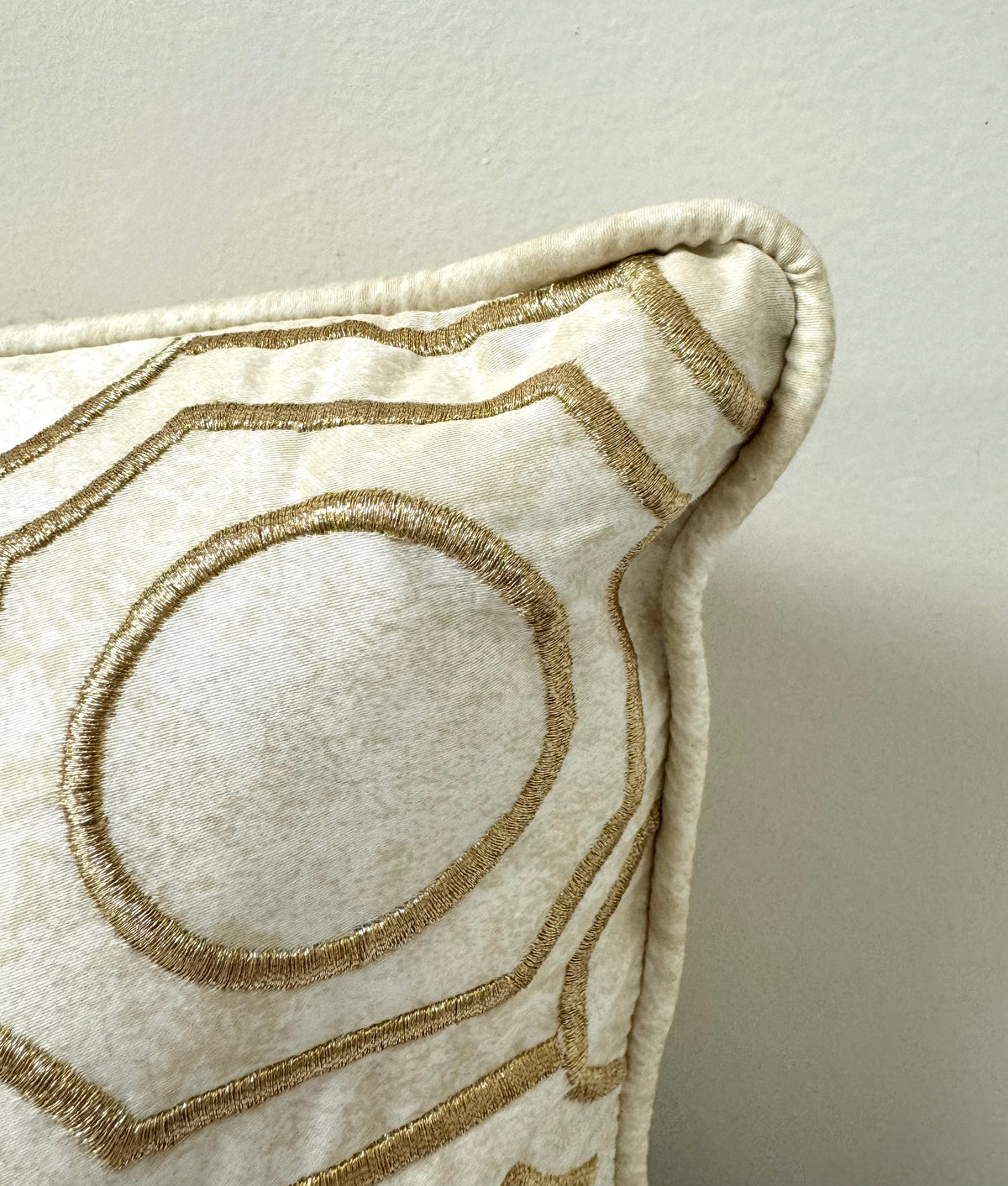 Cream & Metallic Gold Geometric 16" Pillow