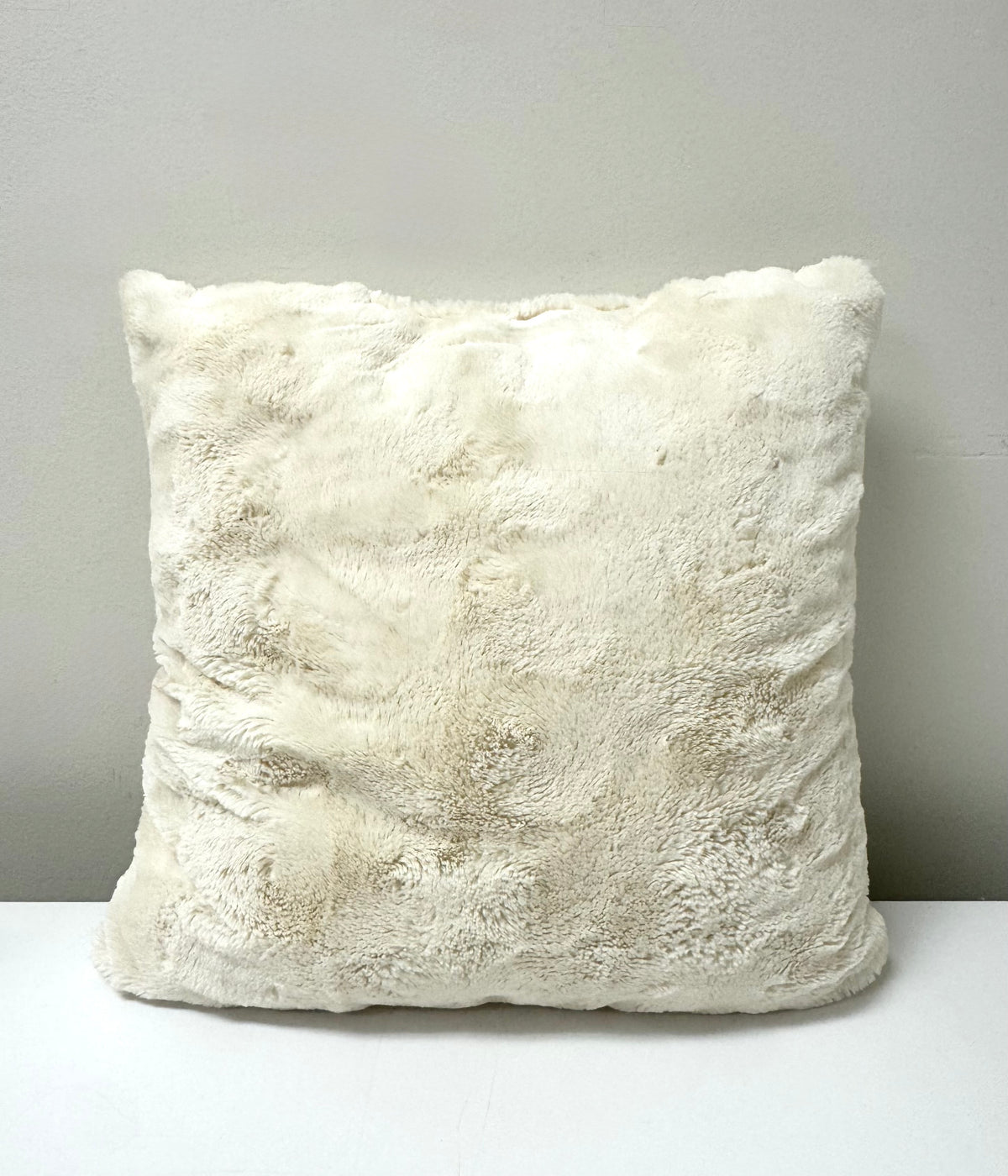 Cream Faux Fur 16" Pillow