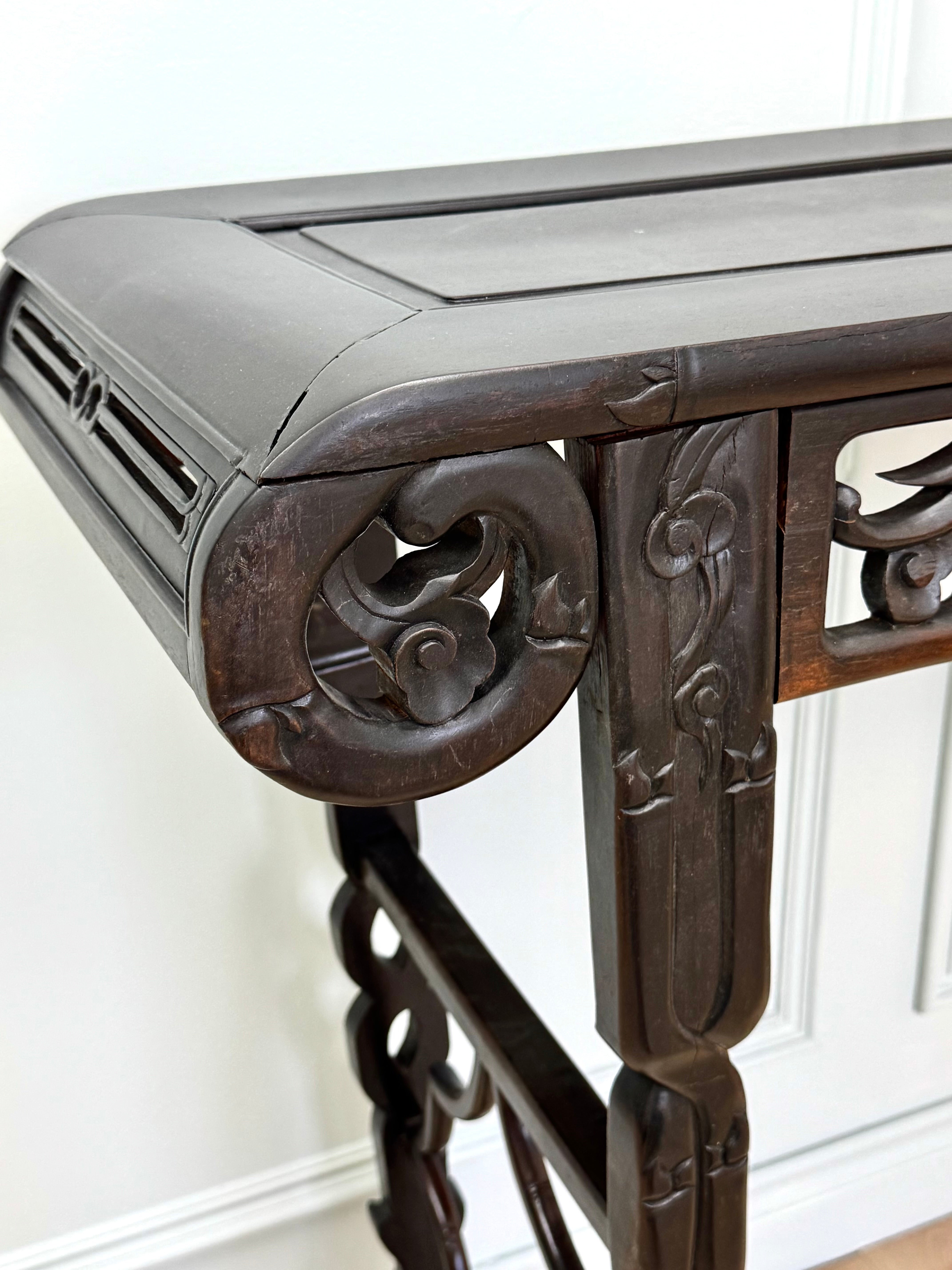 Chinese Altar Table Console