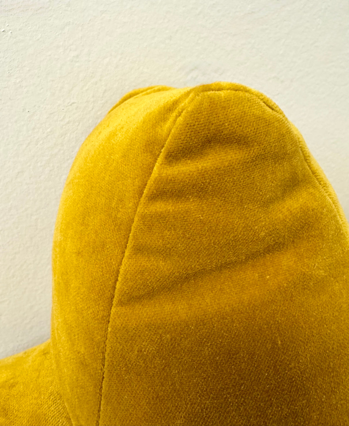 Gold Velvet 15" Star Pillow