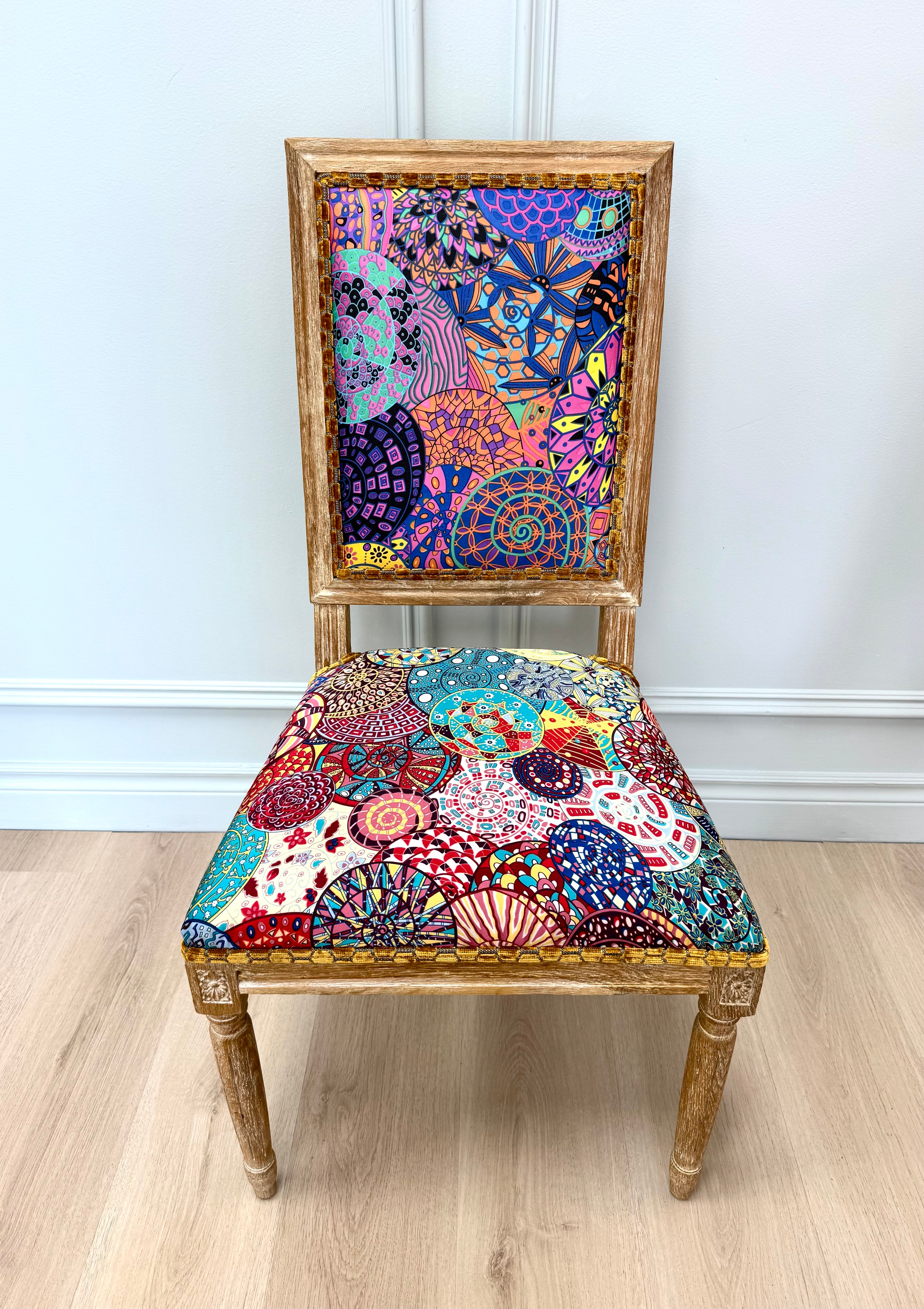 Louis Dining Chairs with Vibrant Upholstery Set of 4