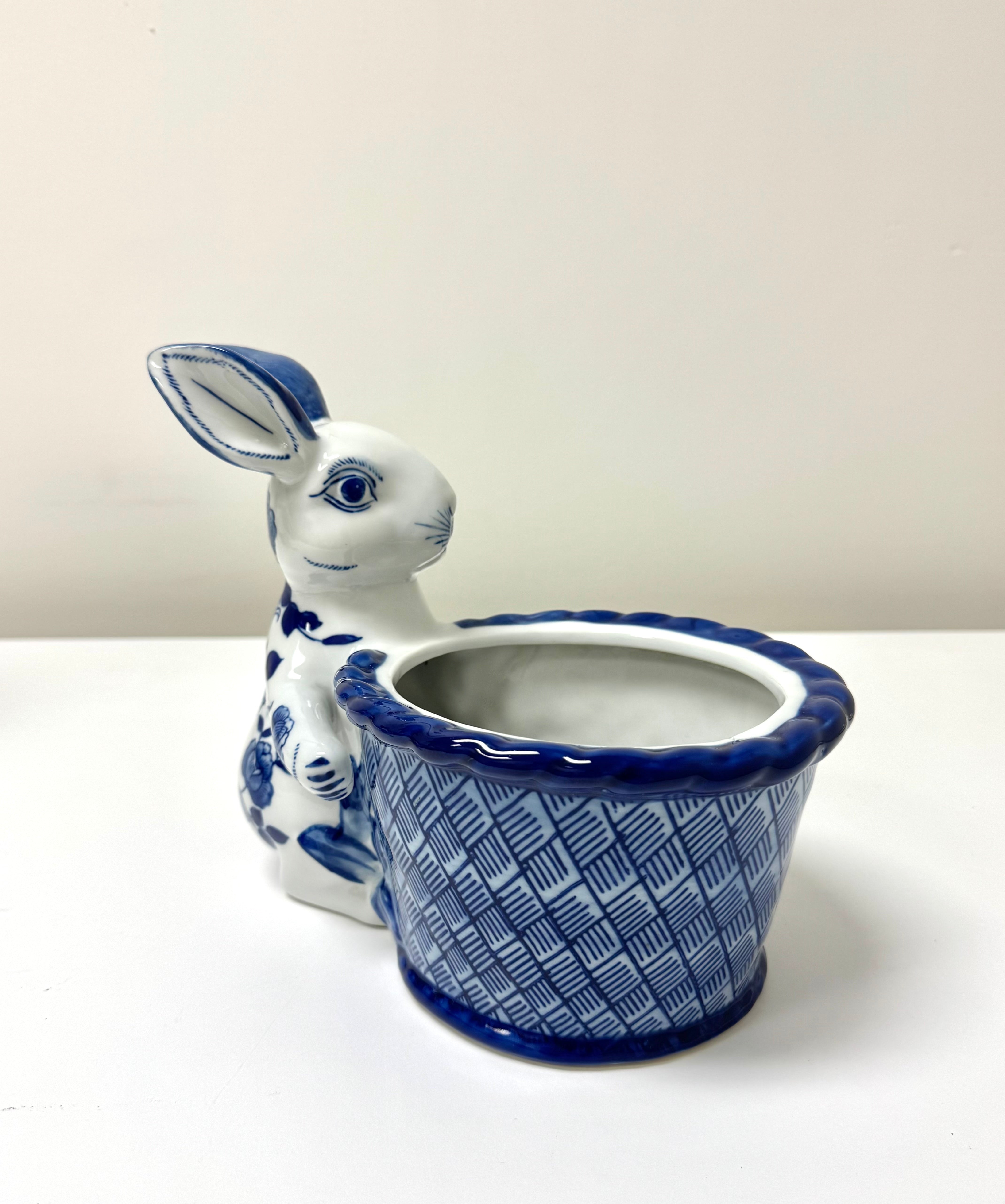 Vintage BAUM BROS. 'Formalities' Bunny Planter