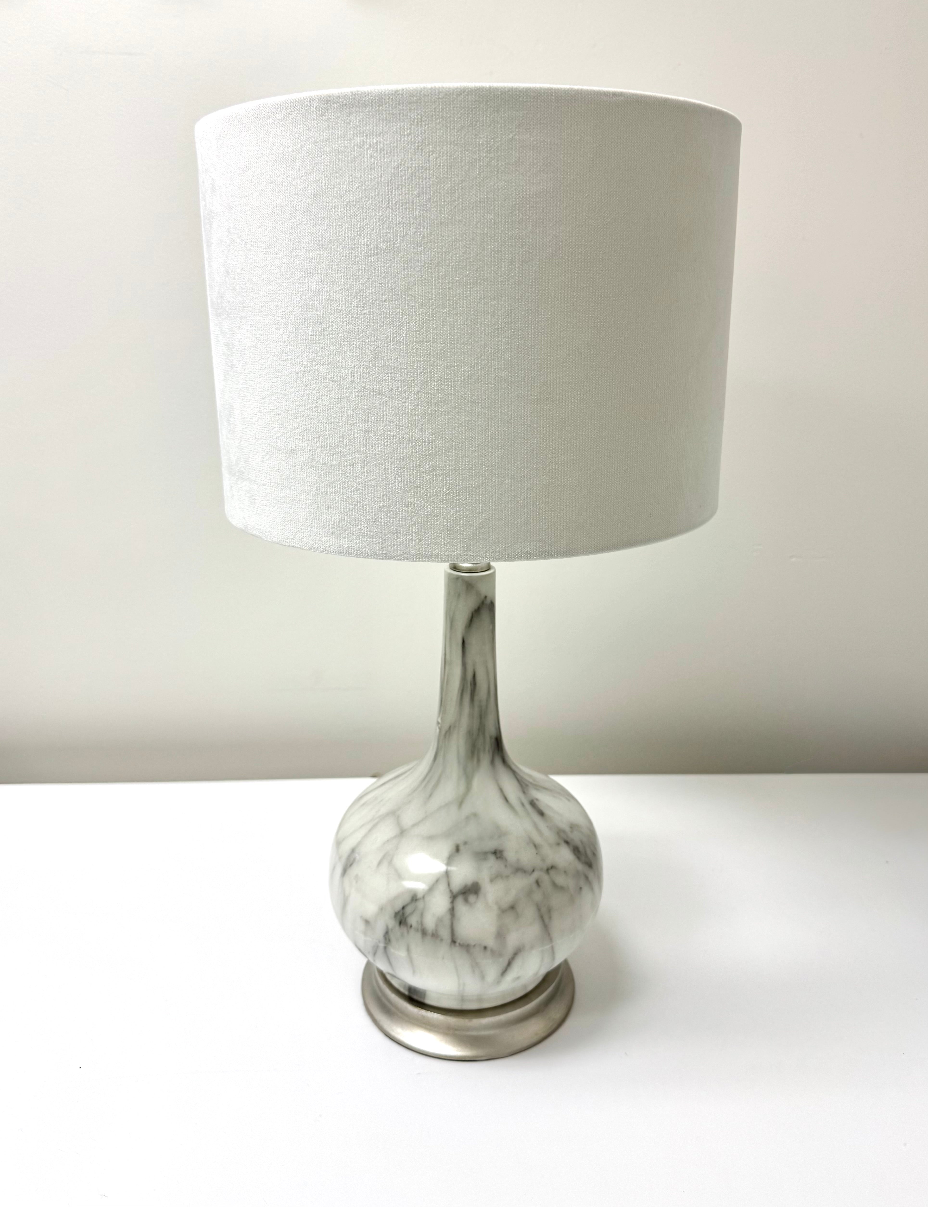 Faux White Marble Gourd Lamp