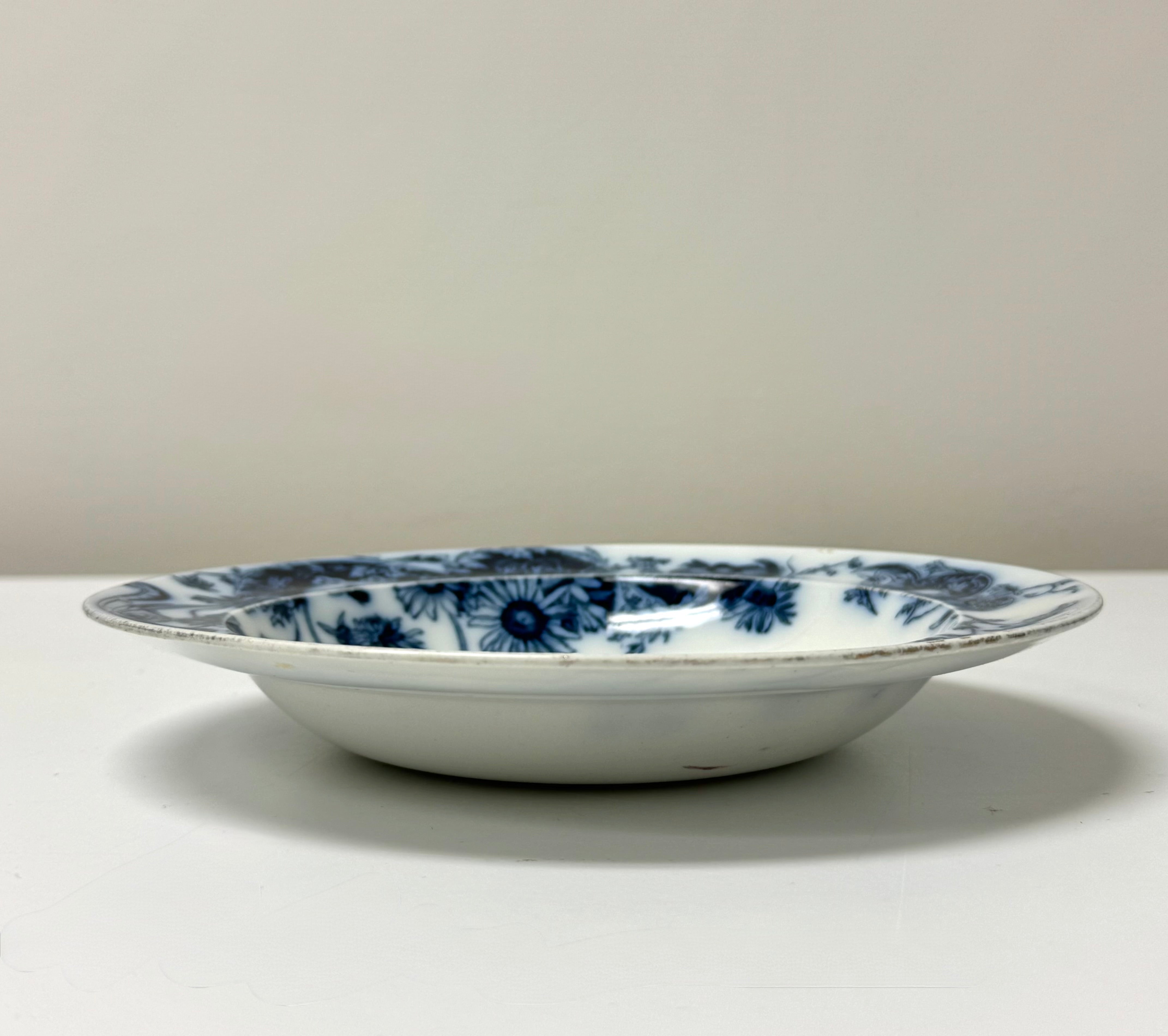Vintage GEORGE JONES & SONS Flow Blue 'Fantasia' 9" Bowl