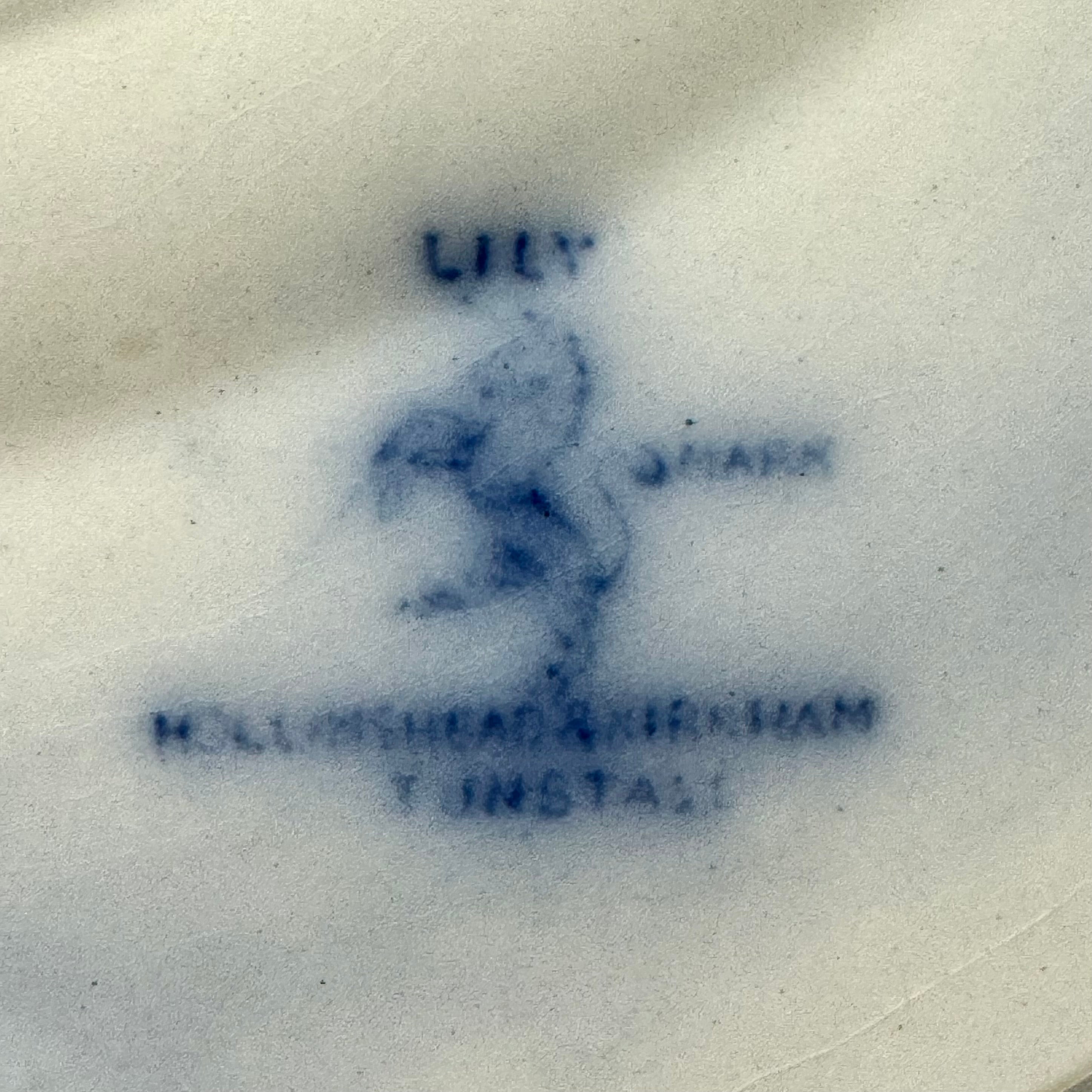 Vintage HOLLINSHEAD & KIRKHAM Flow Blue 'Lily' 10" Plate