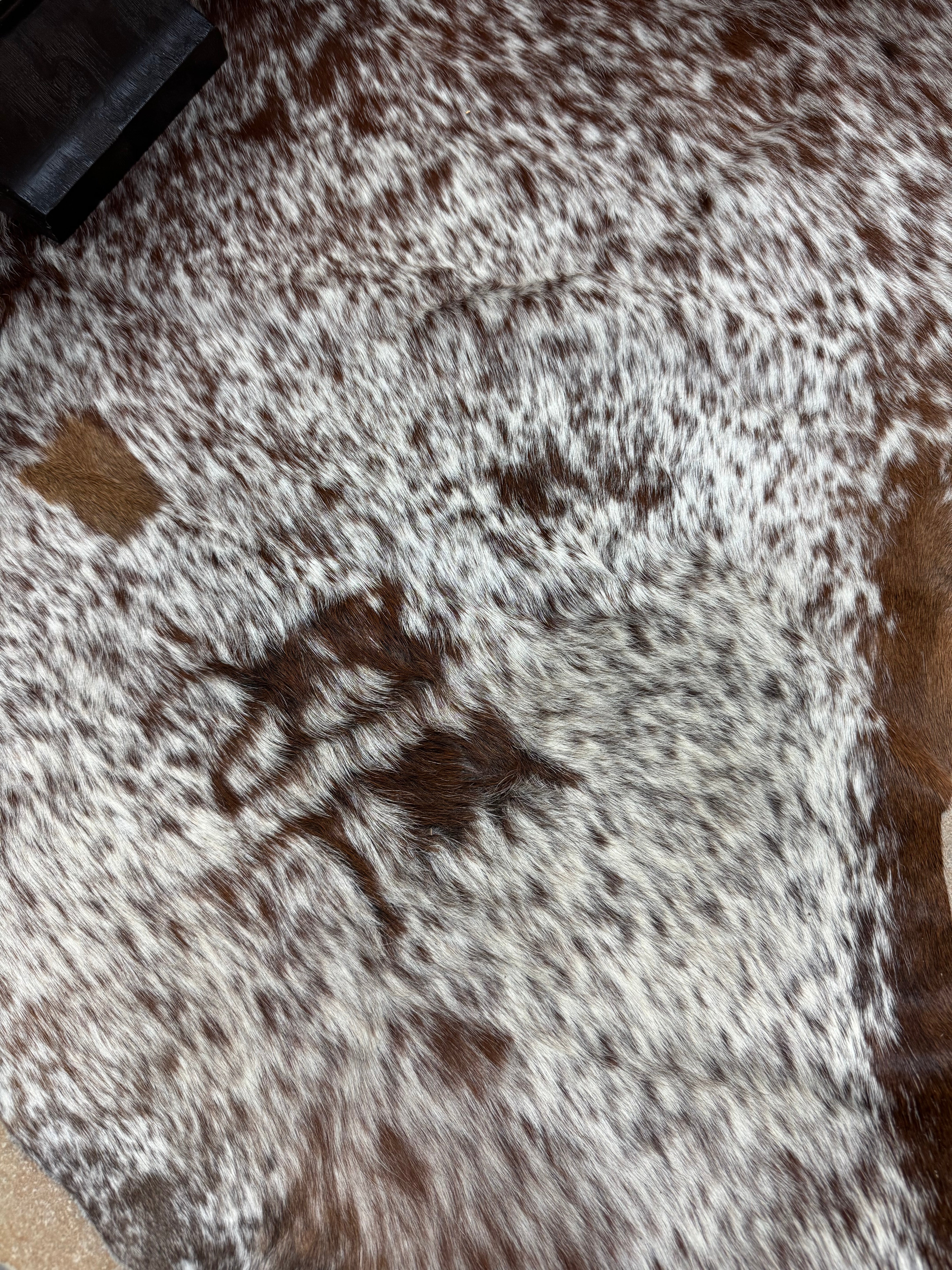 Genuine Cowhide 90" x 67" Rug