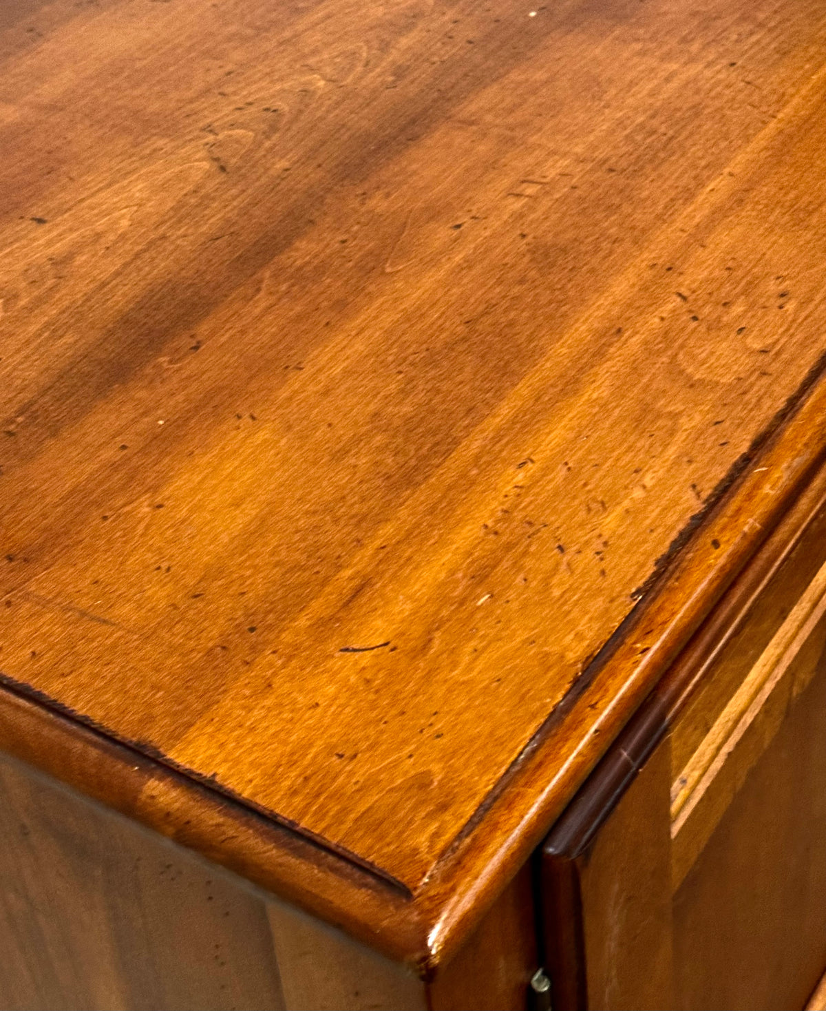 ETHAN ALLEN Country French Sideboard
